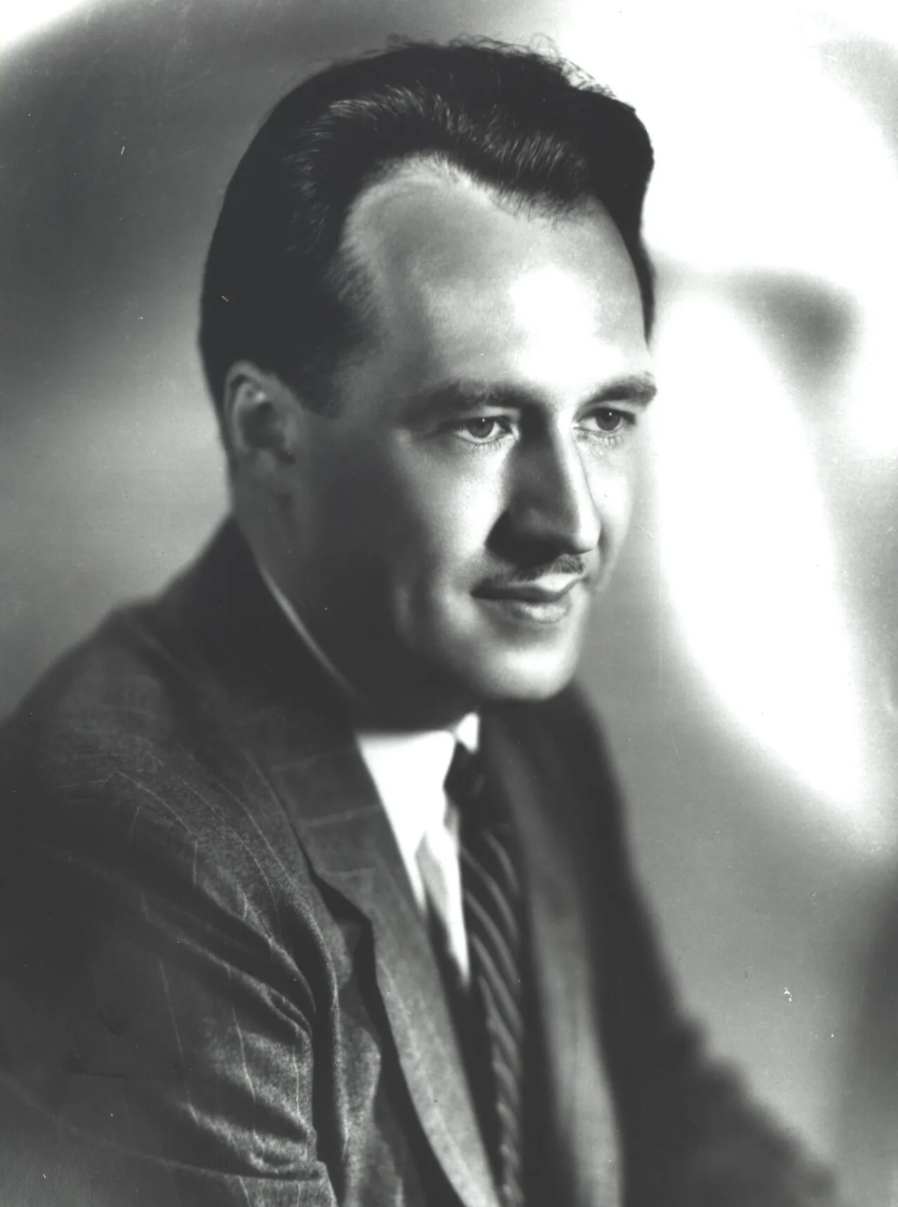 Portrait of Wilfred Conwell Bain (1908–1997) – memorial page