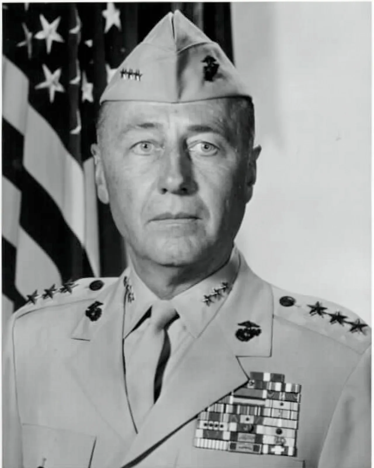 Porträt von William K. Jones (1916–1998) – Gedenkseite