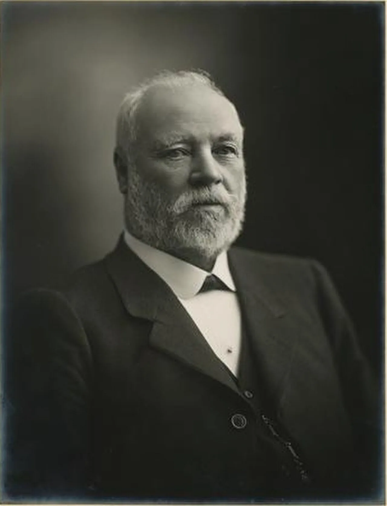 Porträt von William Loton (1838–1924) – Gedenkseite