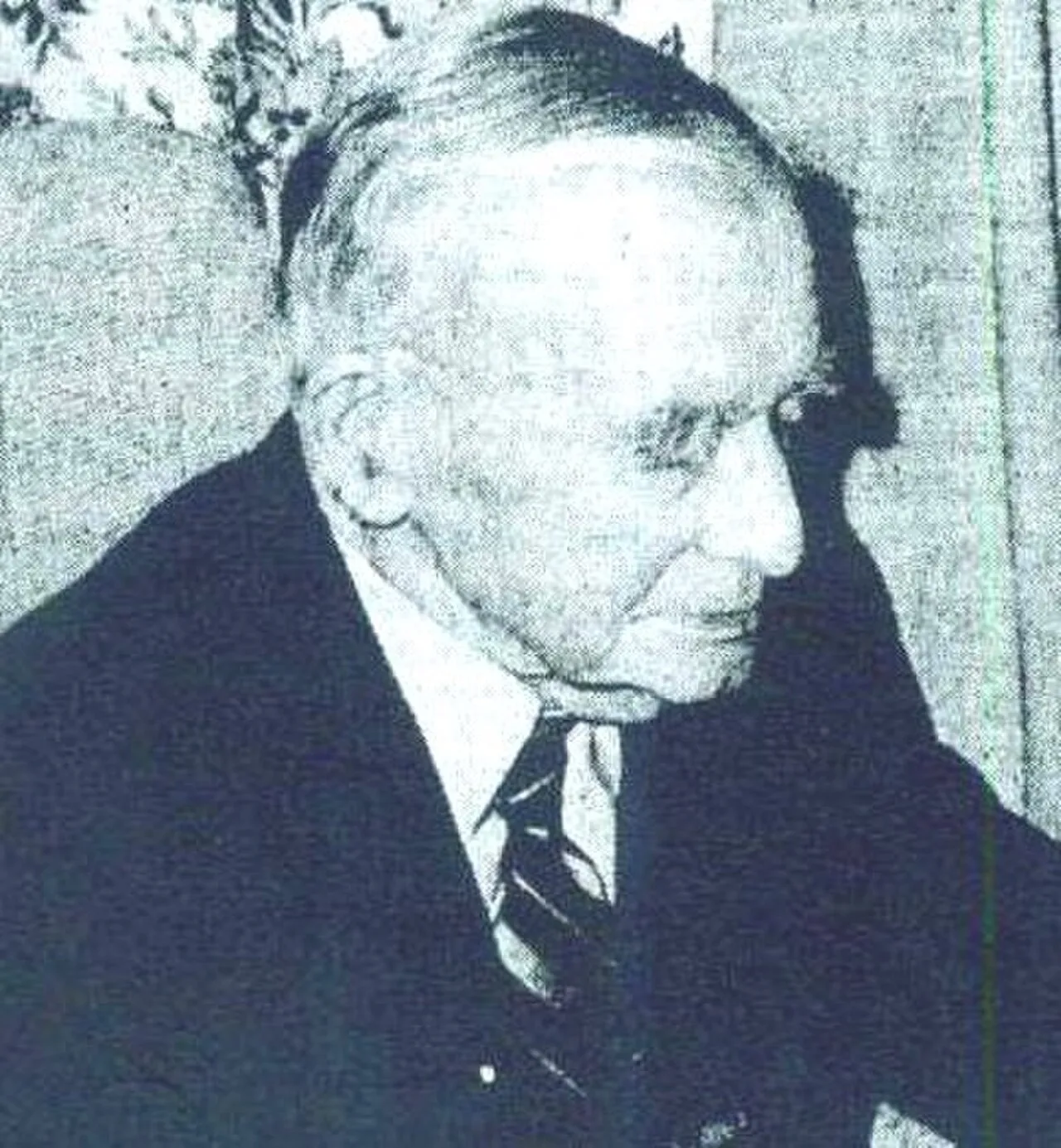 Portrait of William Lummis (1886–1985) – memorial page