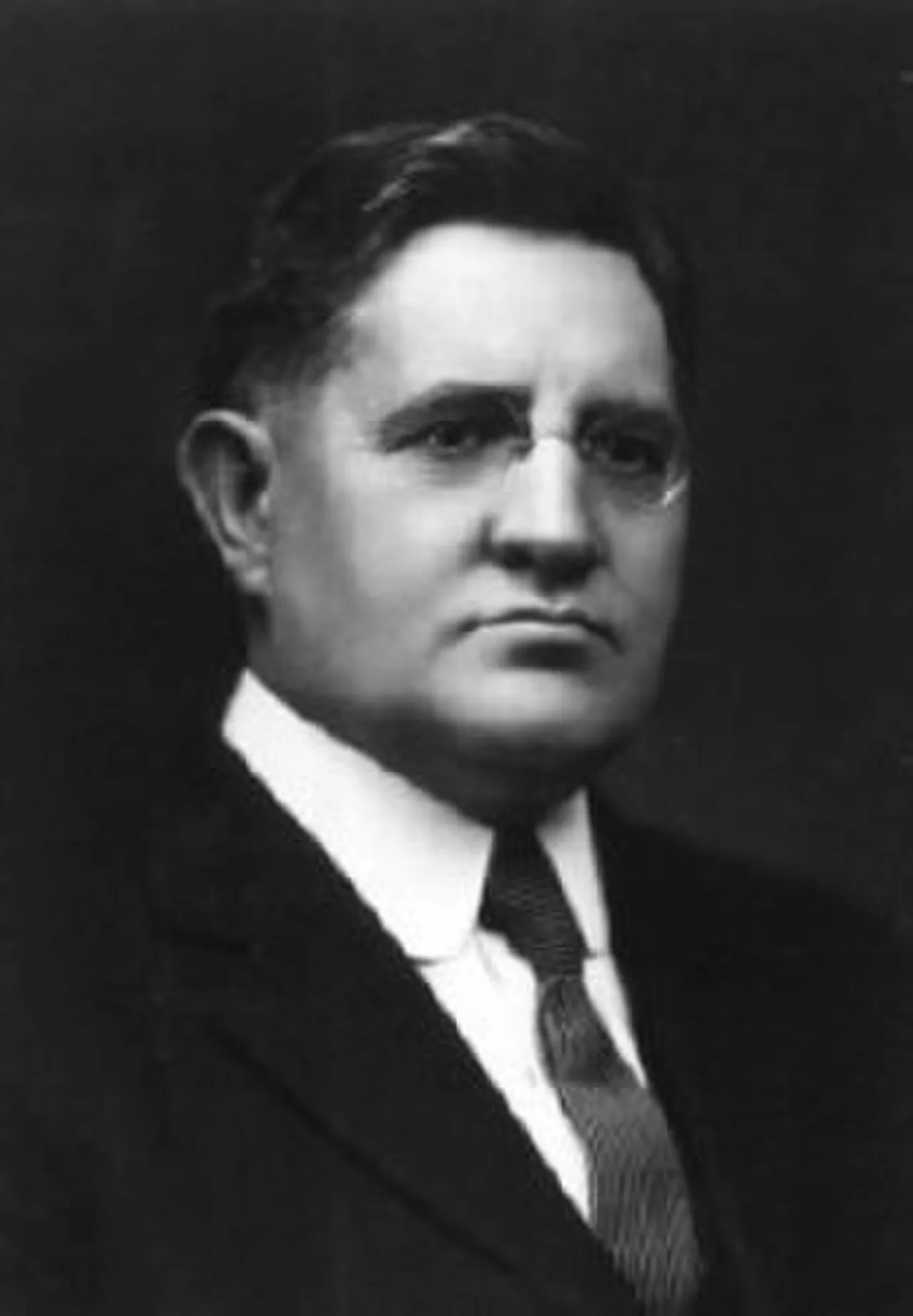 Porträt von Xenophon Hicks (1872–1952) – Gedenkseite