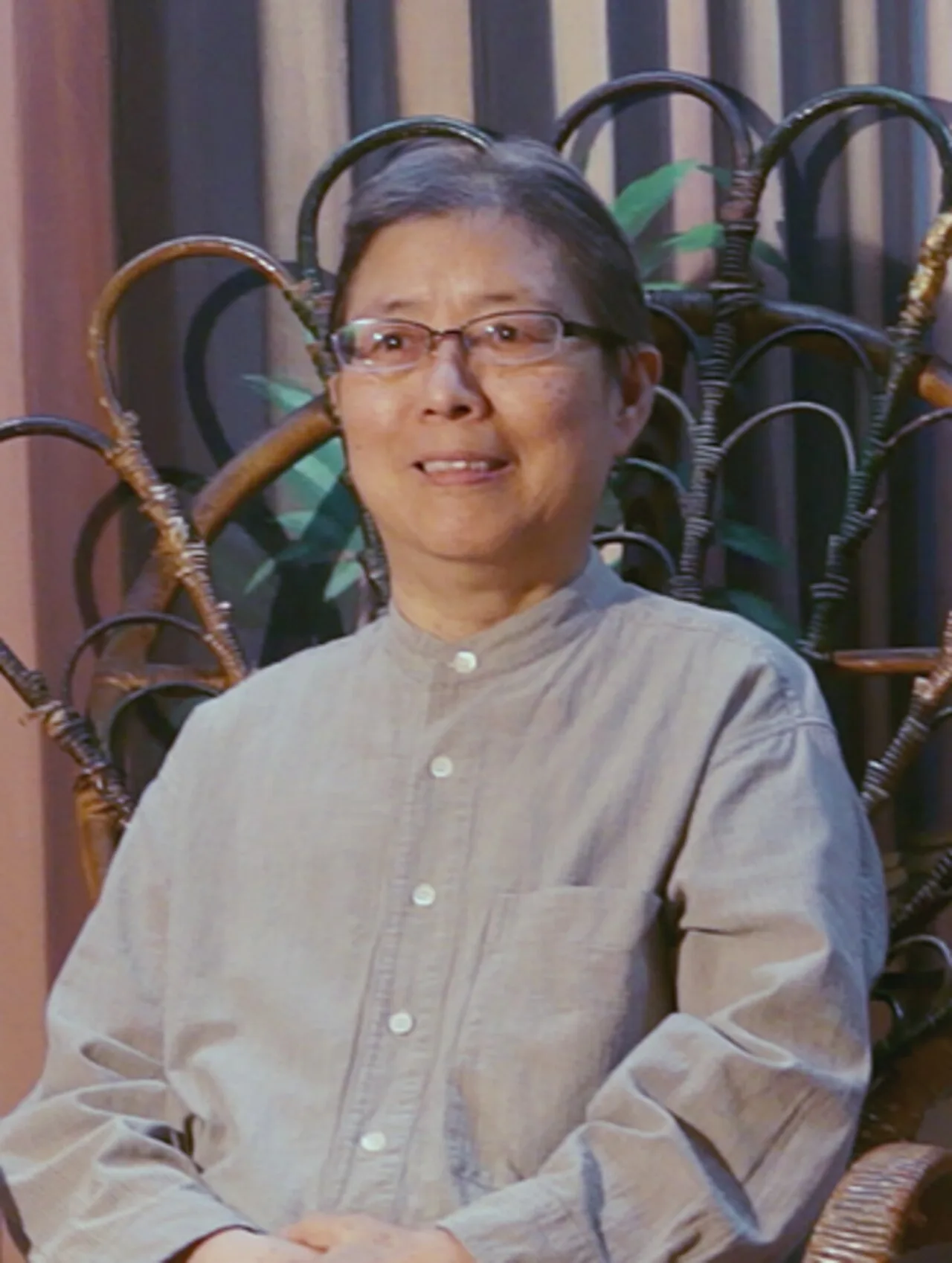 Porträt von Xi Xi (1937–2022) – Gedenkseite