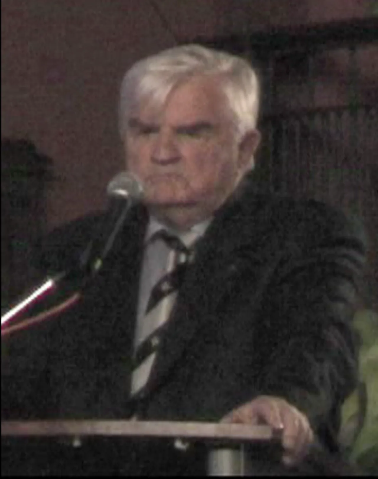 Porträt von John H. Noble (1923–2007) – Gedenkseite