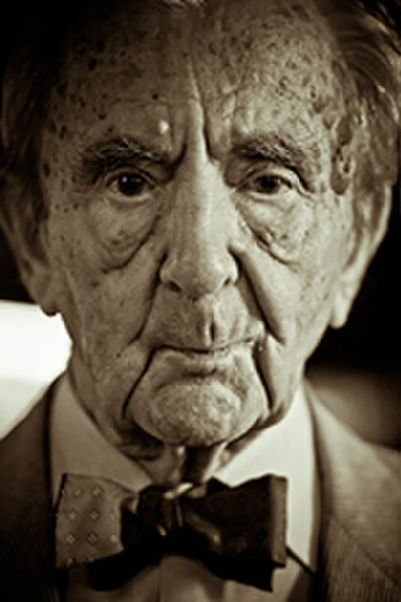 Portrait of Leopold Hawelka (1911–2011) – memorial page
