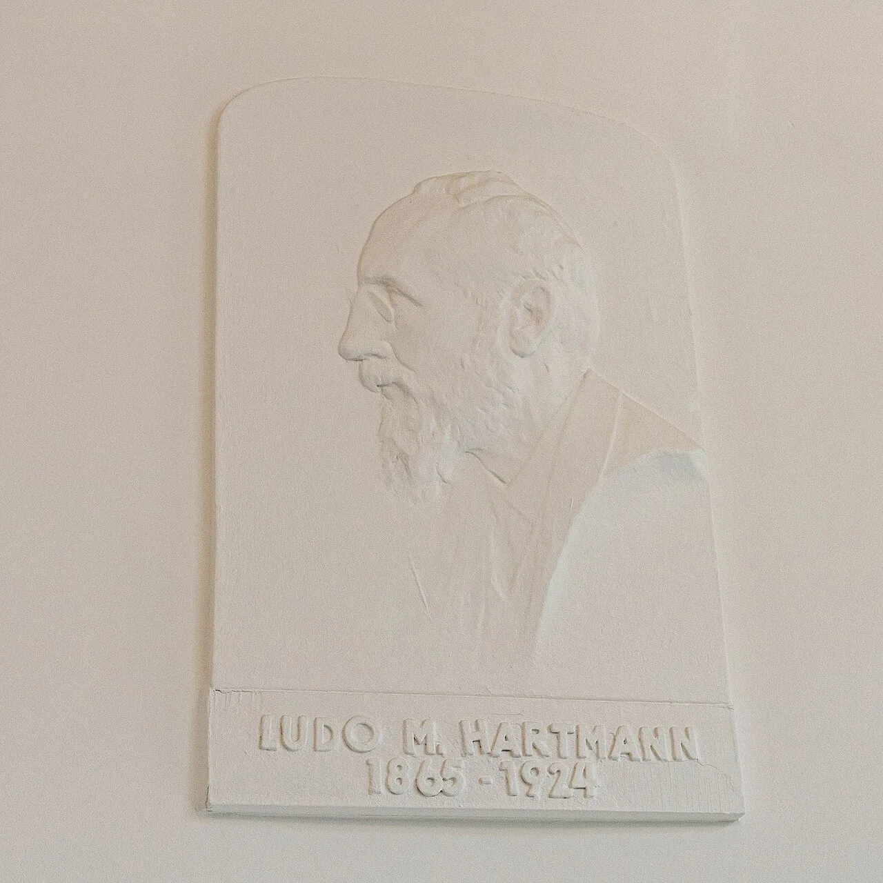 Porträt von Ludo Moritz Hartmann (1865–1924) – Gedenkseite