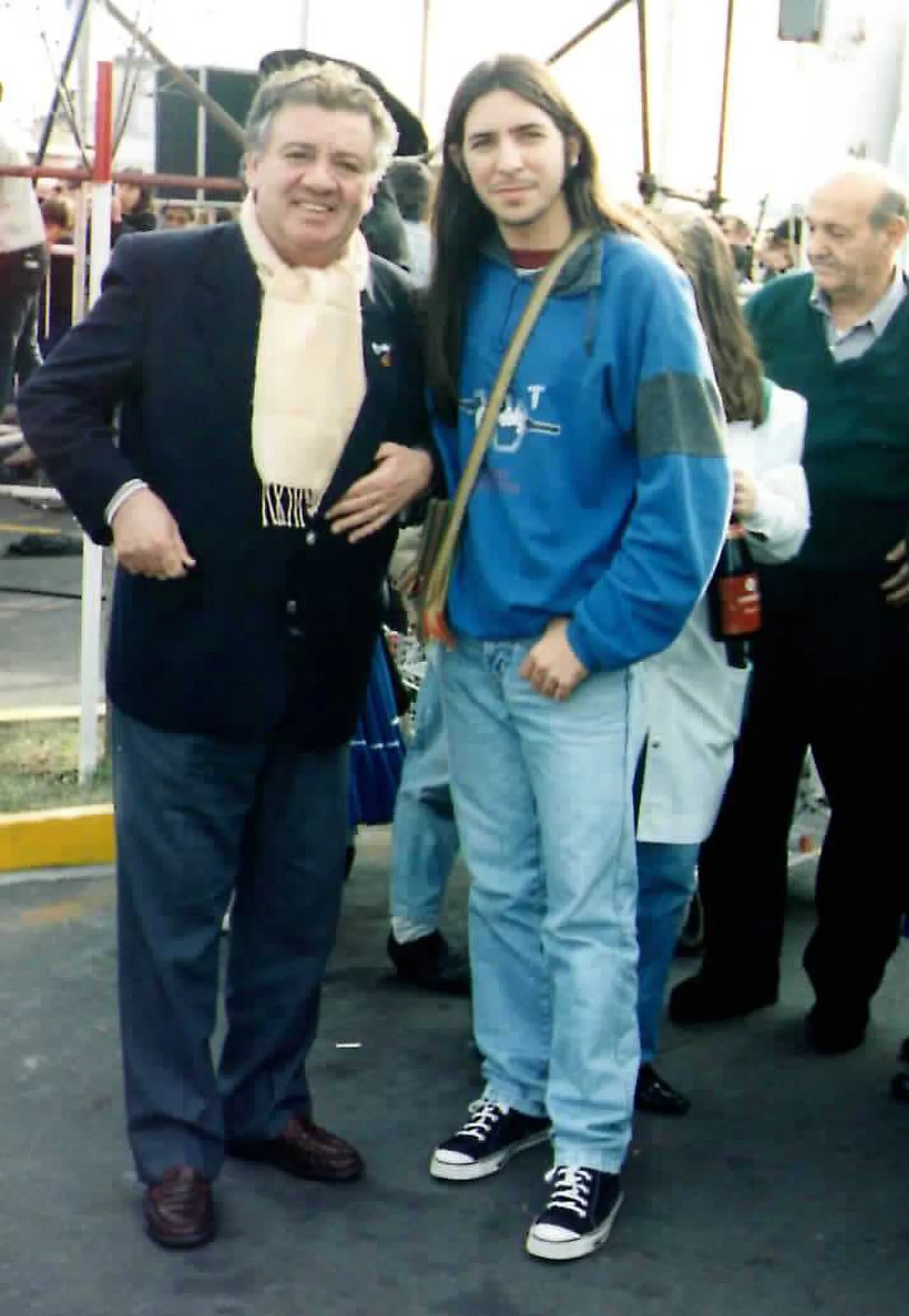 Portrait of Cacho Tirao (1941–2007) – memorial page