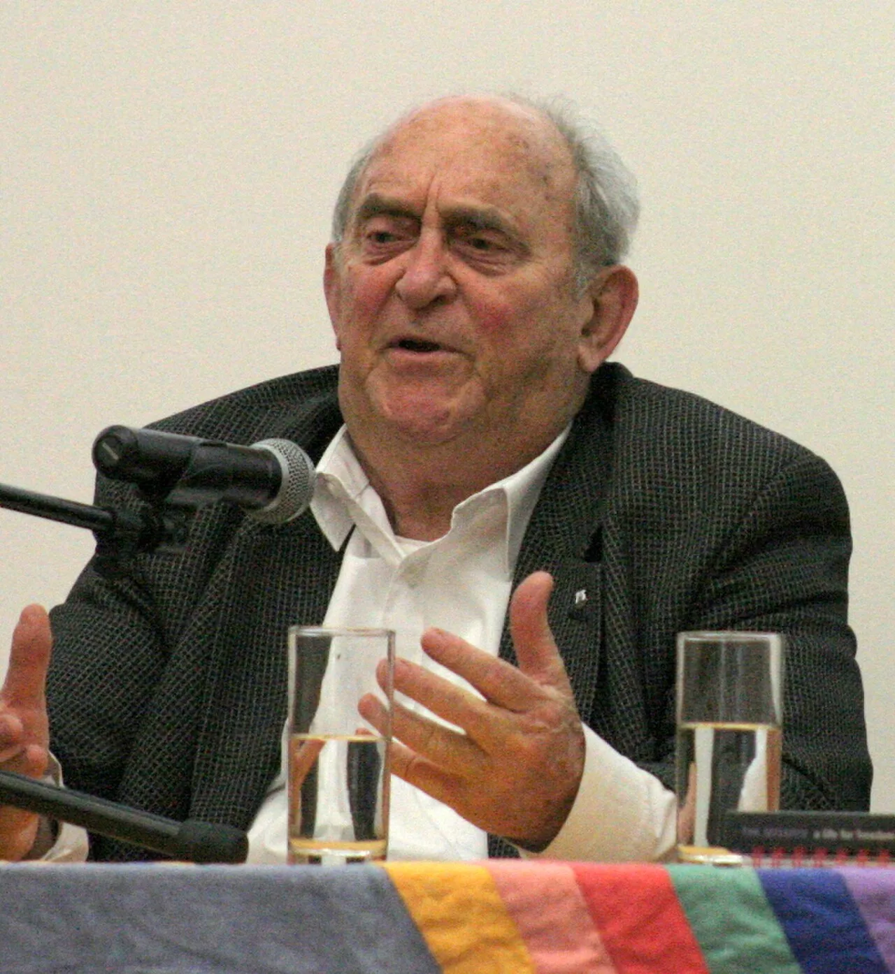 Portrait of Denis Goldberg (1933–2020) – memorial page