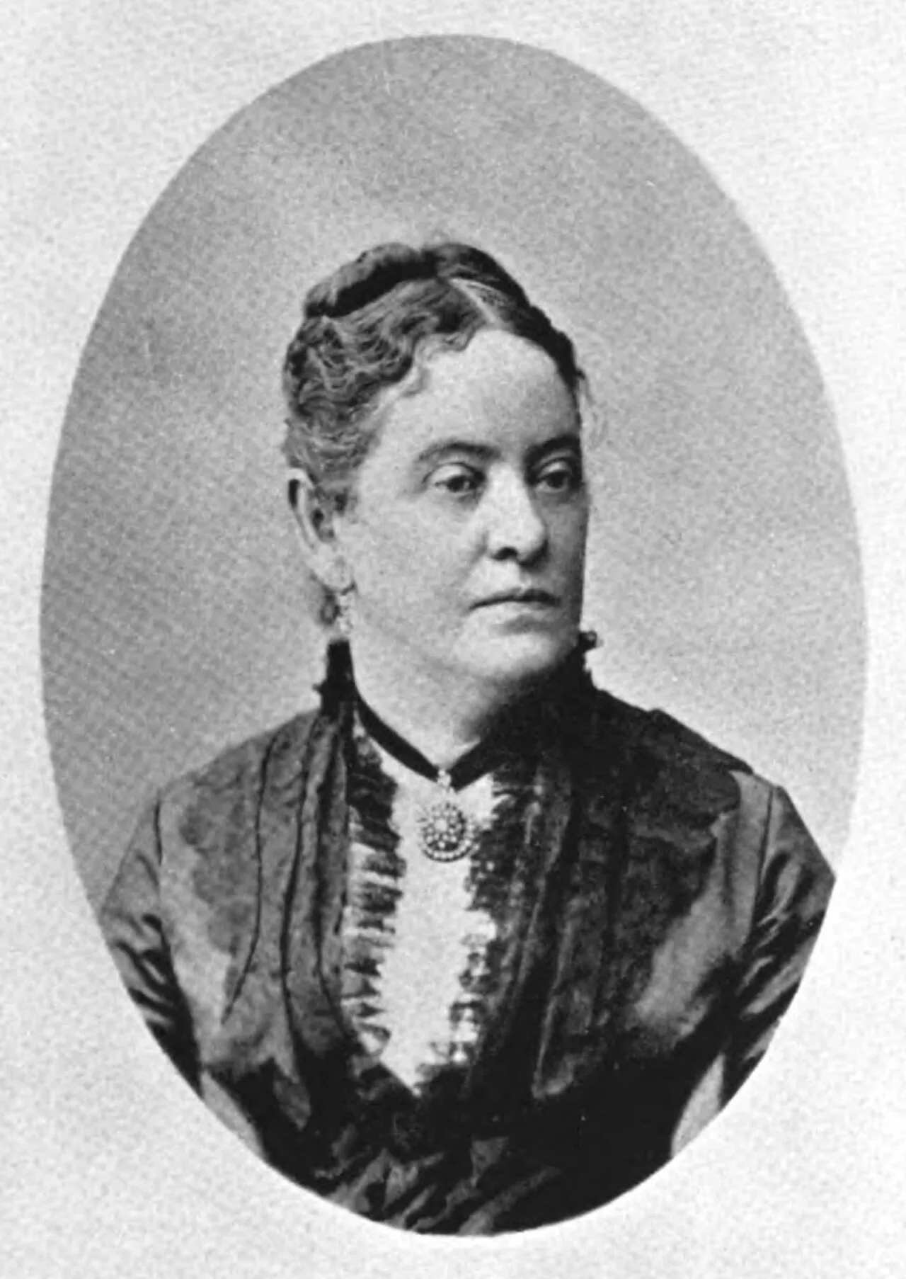 Portrait of Harriet E. Francis (1828–1889) – memorial page
