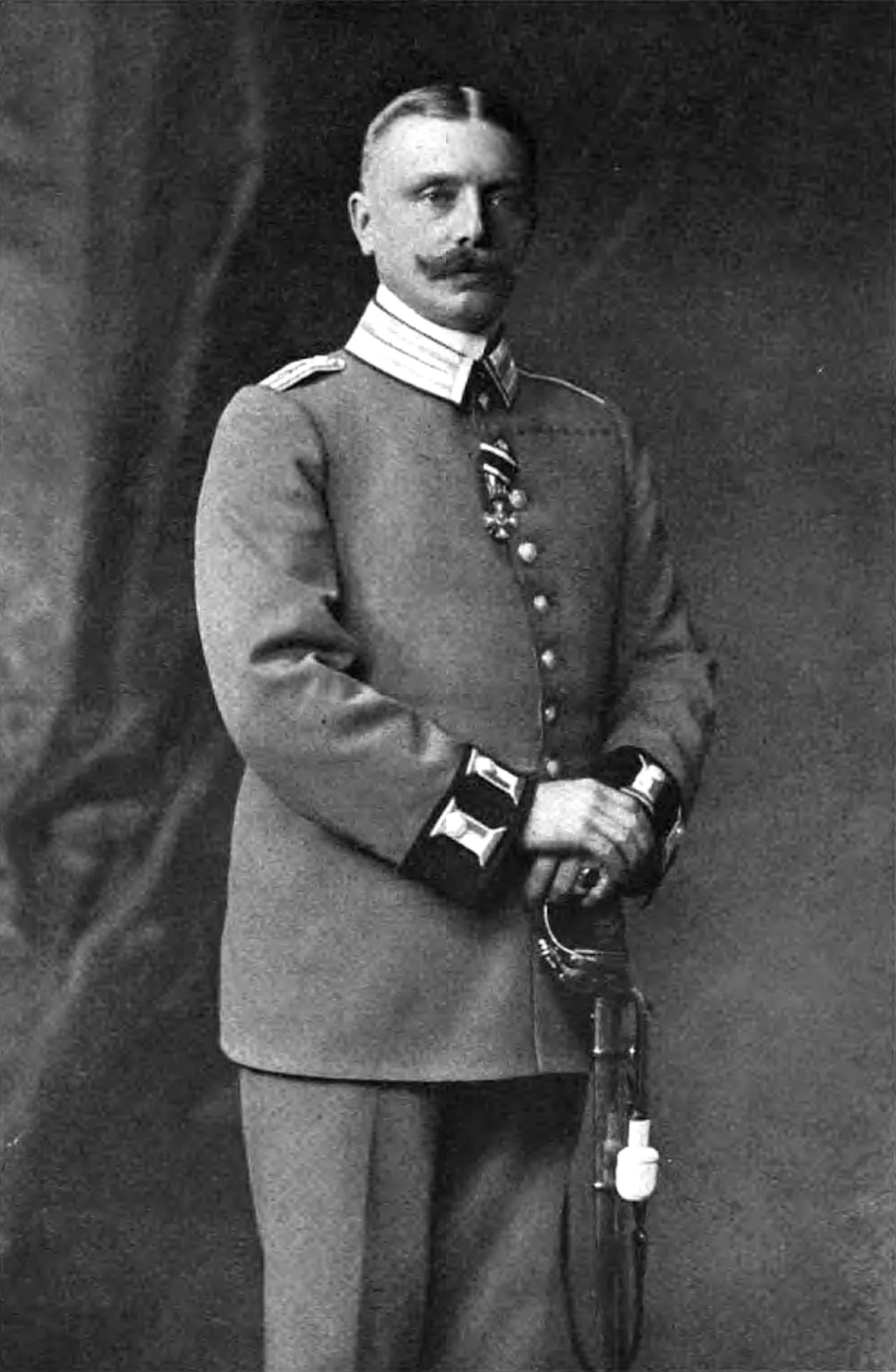 Porträt von Hans Friedrich Wilhelm Dominik (1870–1910) – Gedenkseite