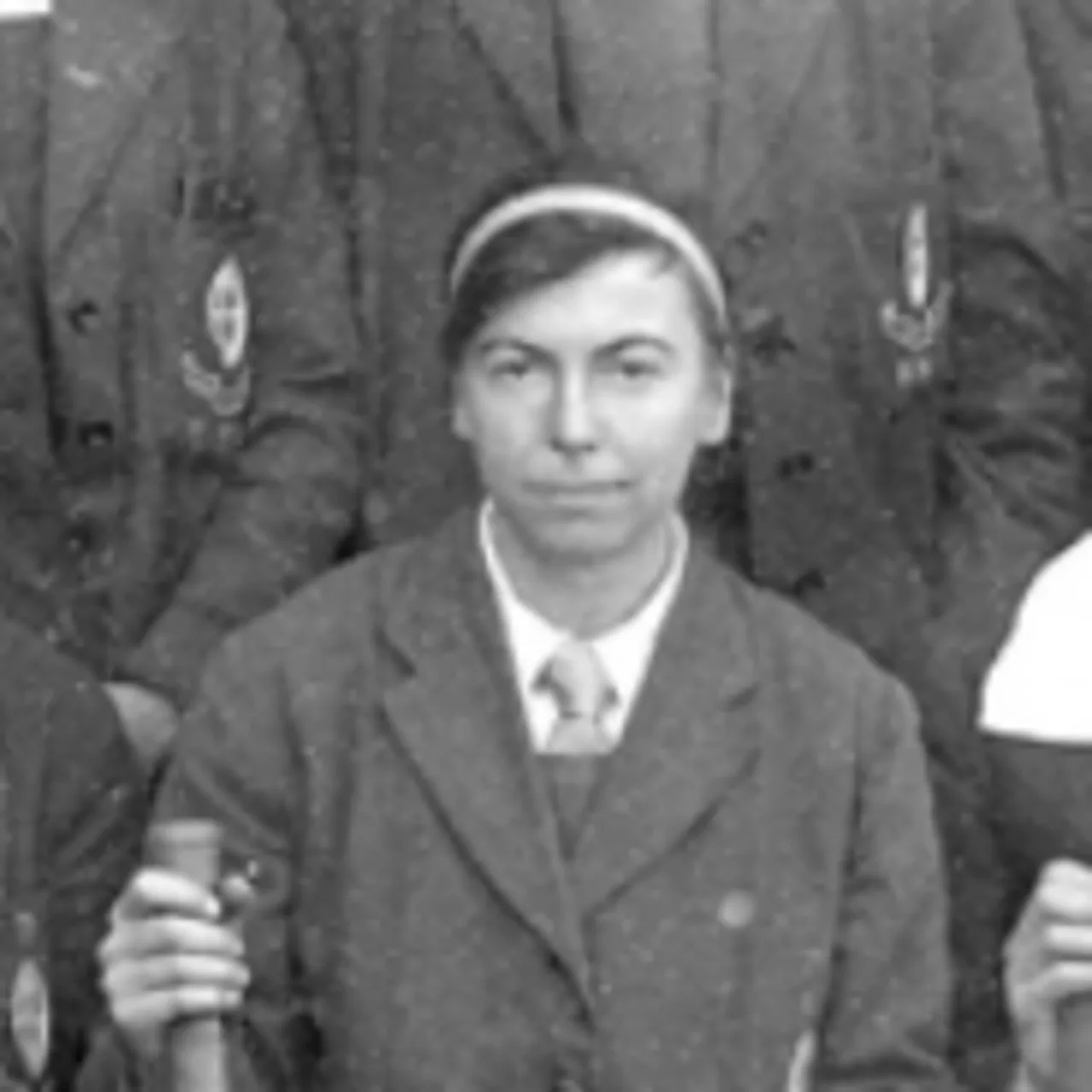 Portrait of Elizabeth Auld (1901–1998) – memorial page