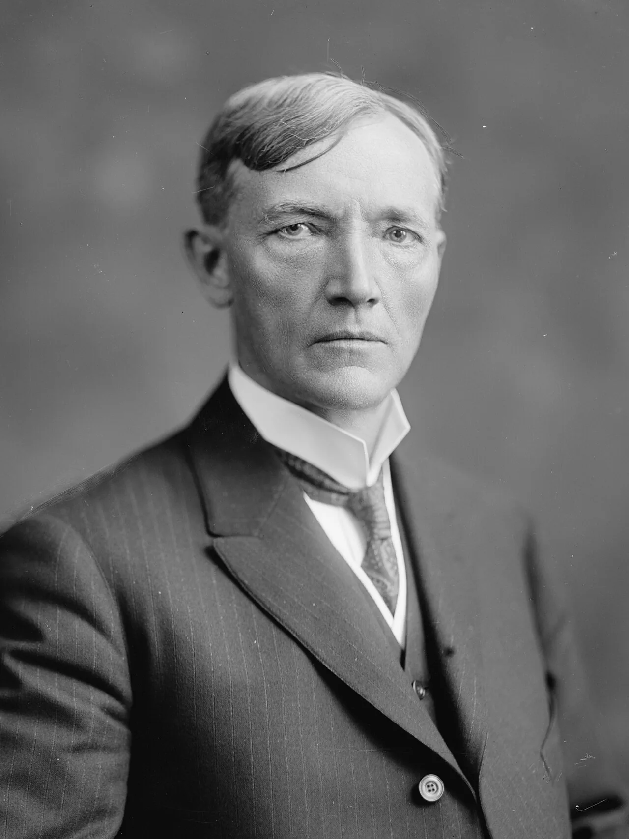Portrait of John Lind (1854–1930) – memorial page