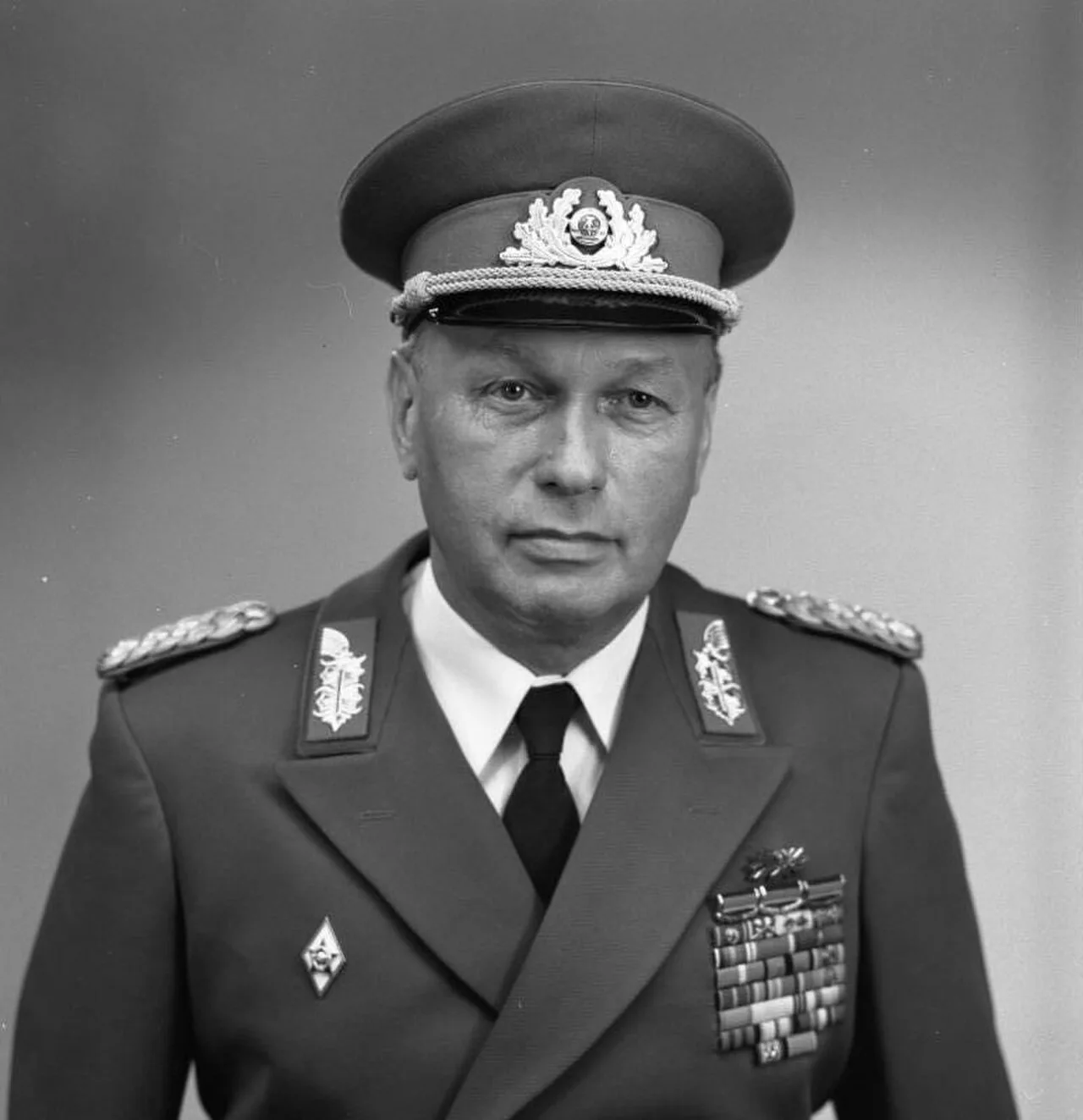 Porträt von Fritz Streletz (1926–2025) – Gedenkseite