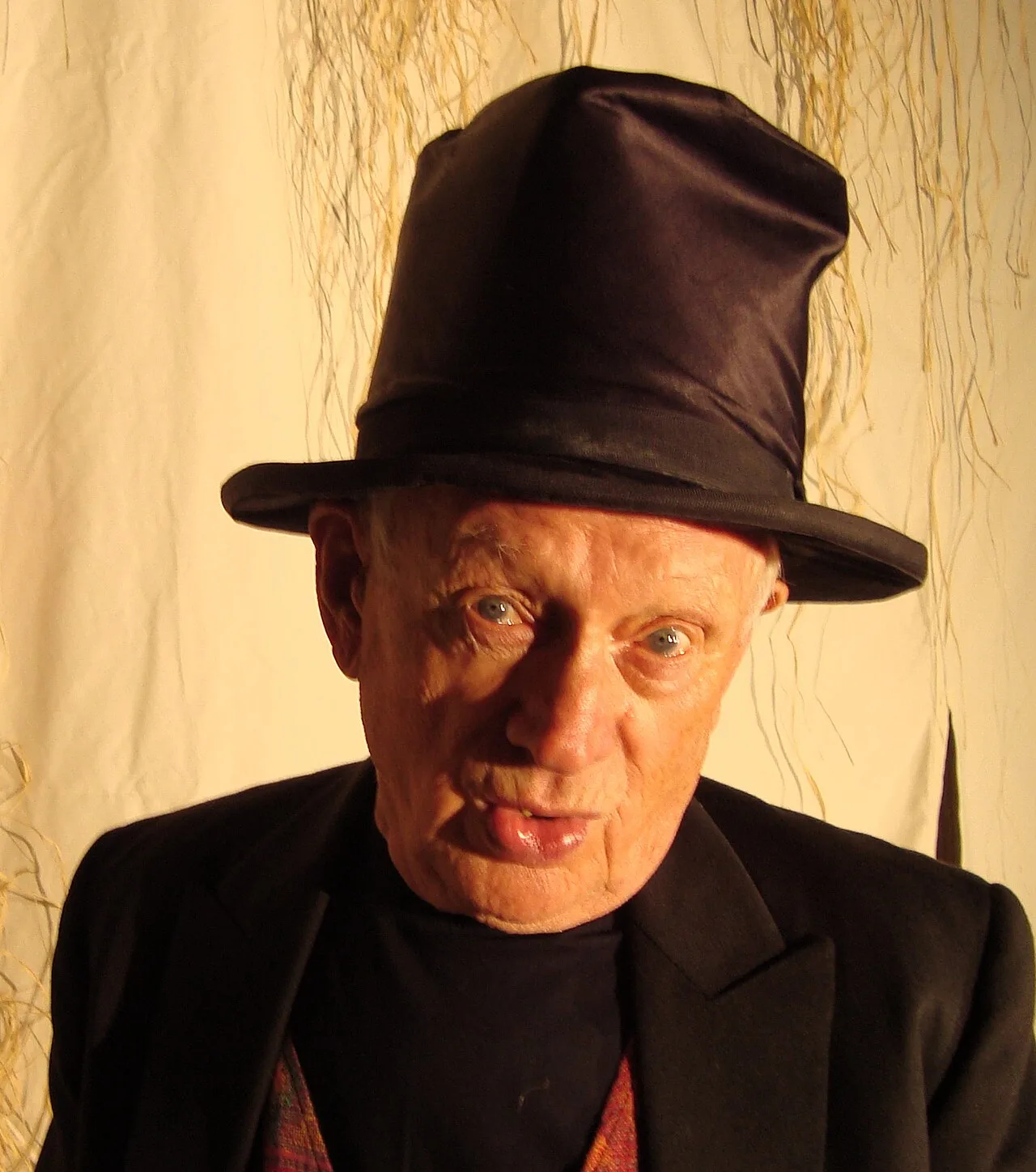 Porträt von Witold Pyrkosz (1926–2017) – Gedenkseite