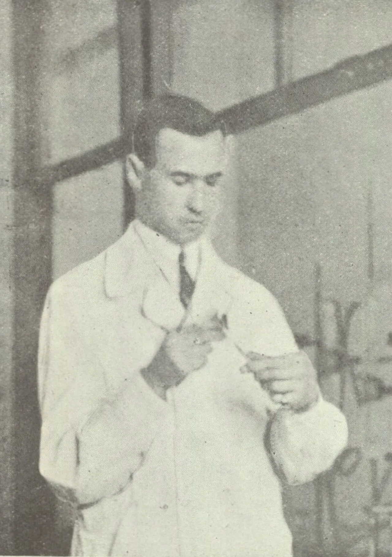 Porträt von Aleksander Tychowski (1900–1962) – Gedenkseite