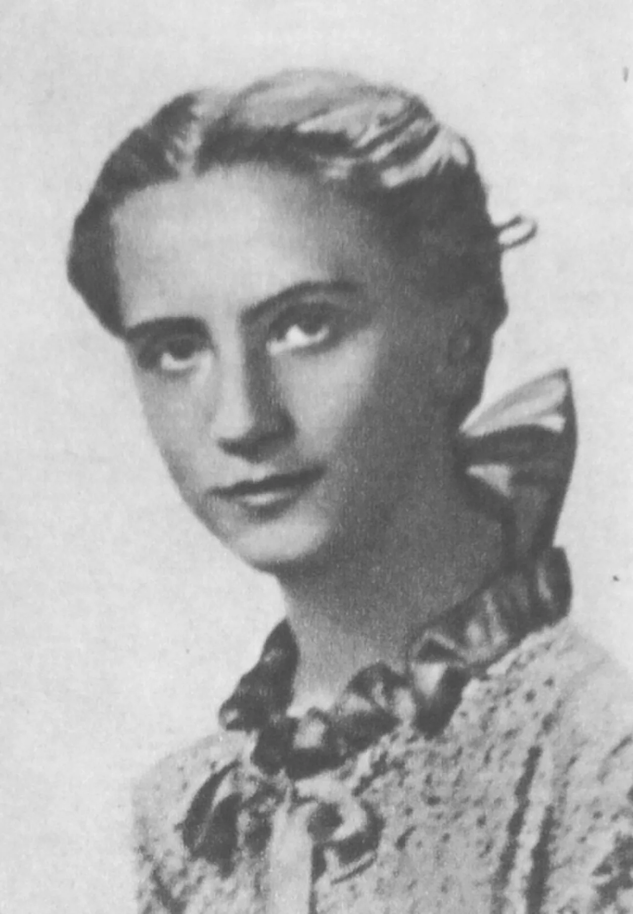 Porträt von Elżbieta Dziębowska (1929–2016) – Gedenkseite