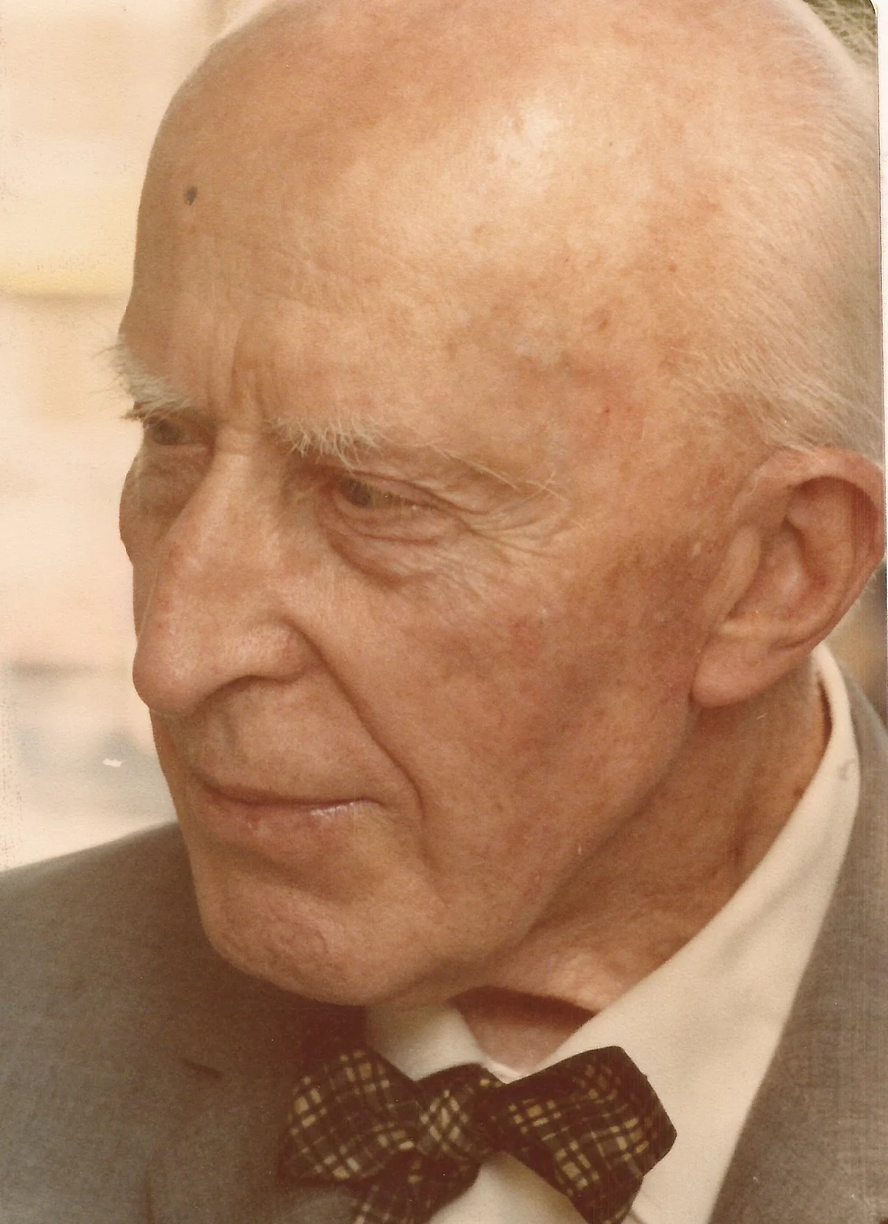 Porträt von Emeryk August Hutten-Czapski (1897–1979) – Gedenkseite