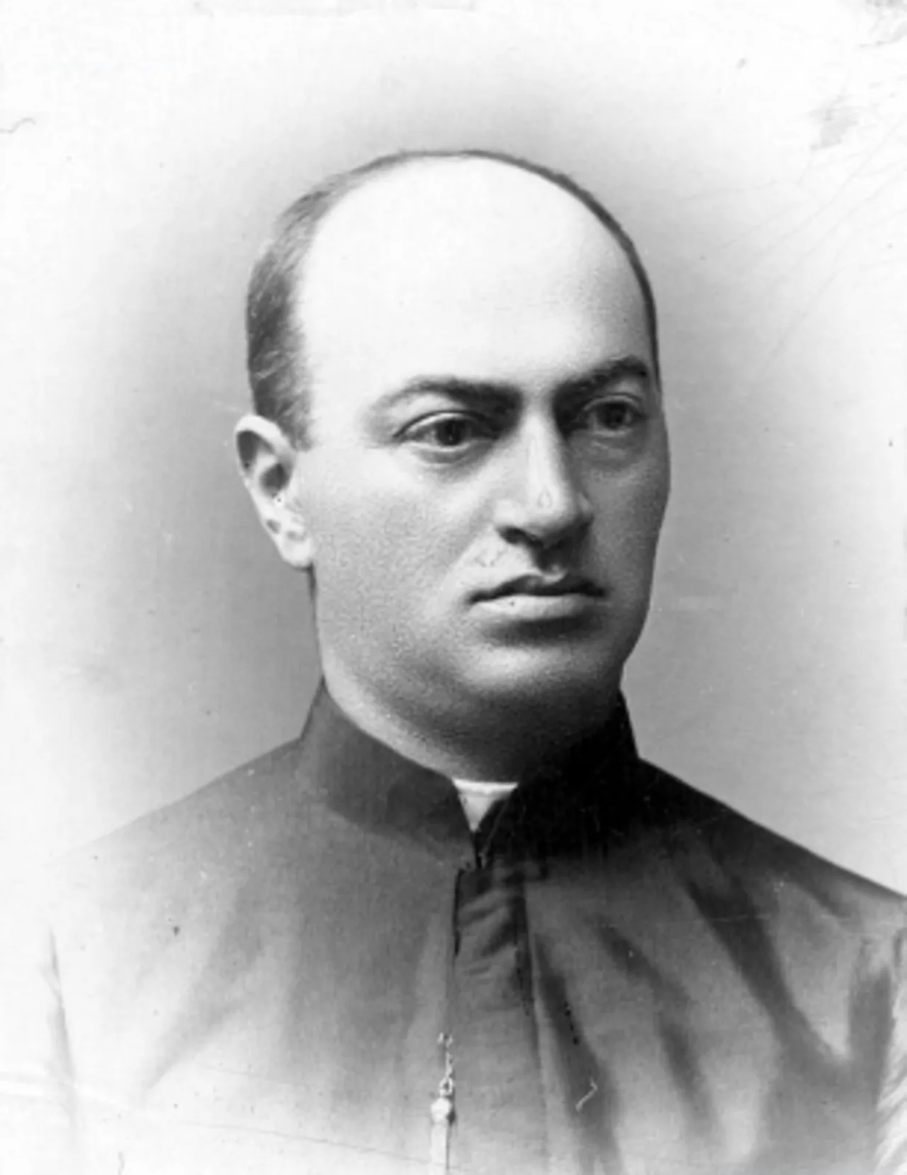 Porträt von Samuel Manugiewicz (1871–1956) – Gedenkseite