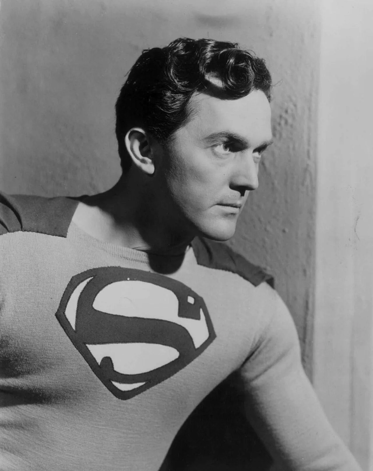 Porträt von Kirk Alyn (1910–1999) – Gedenkseite