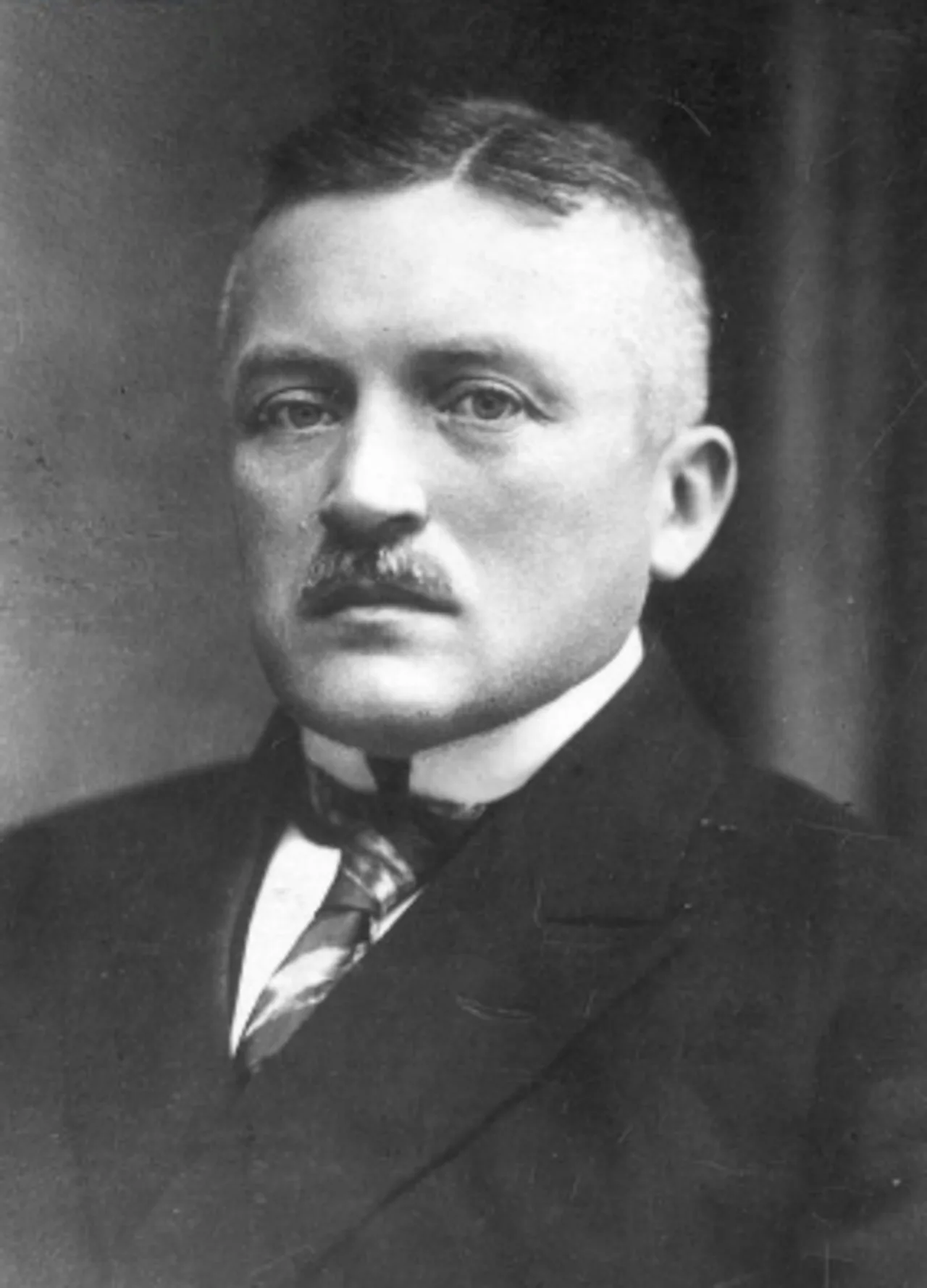 Porträt von Zygmunt Seyda (1876–1925) – Gedenkseite