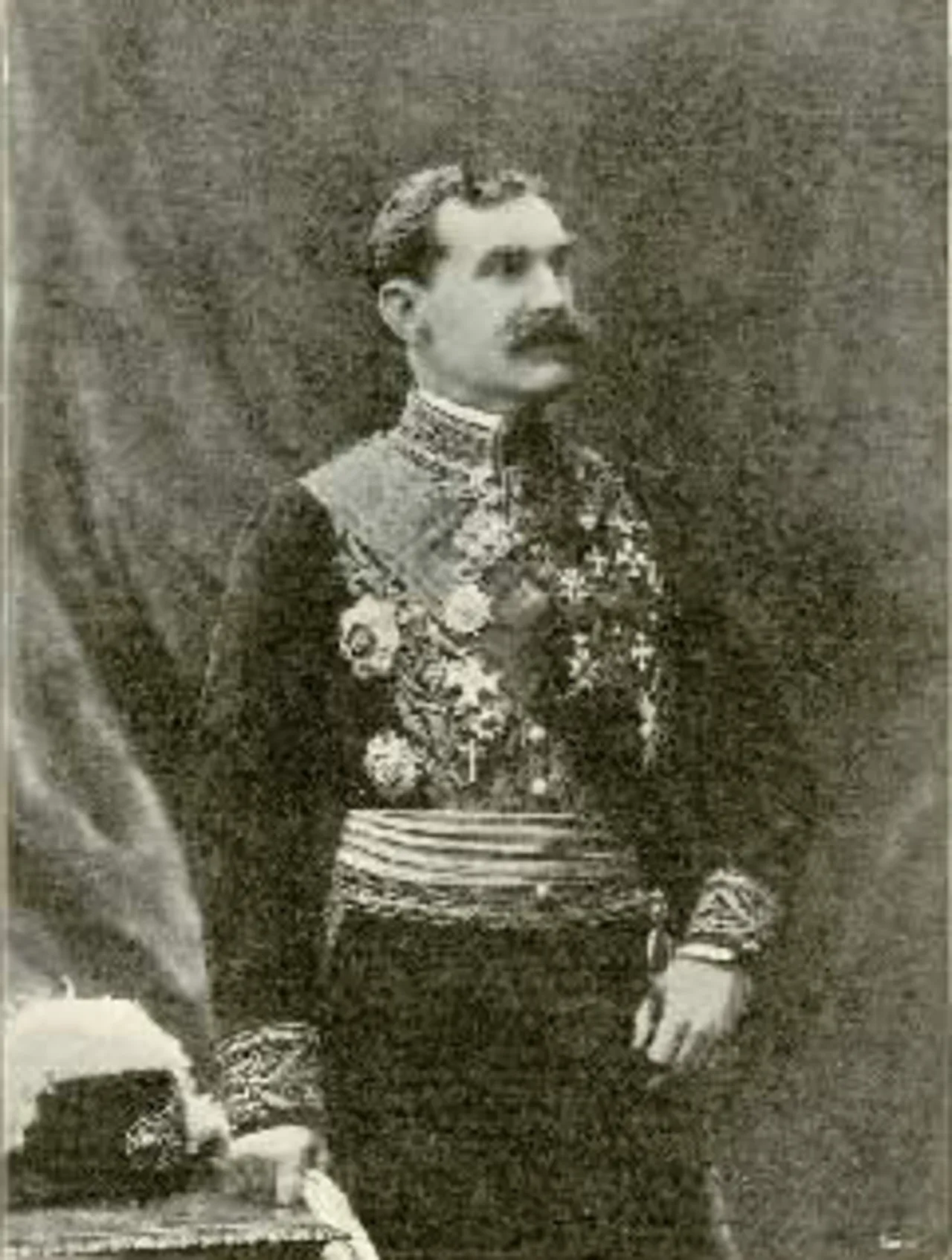 Porträt von Charles-Prosper-Maurice Horric de Beaucaire (1854–1913) – Gedenkseite