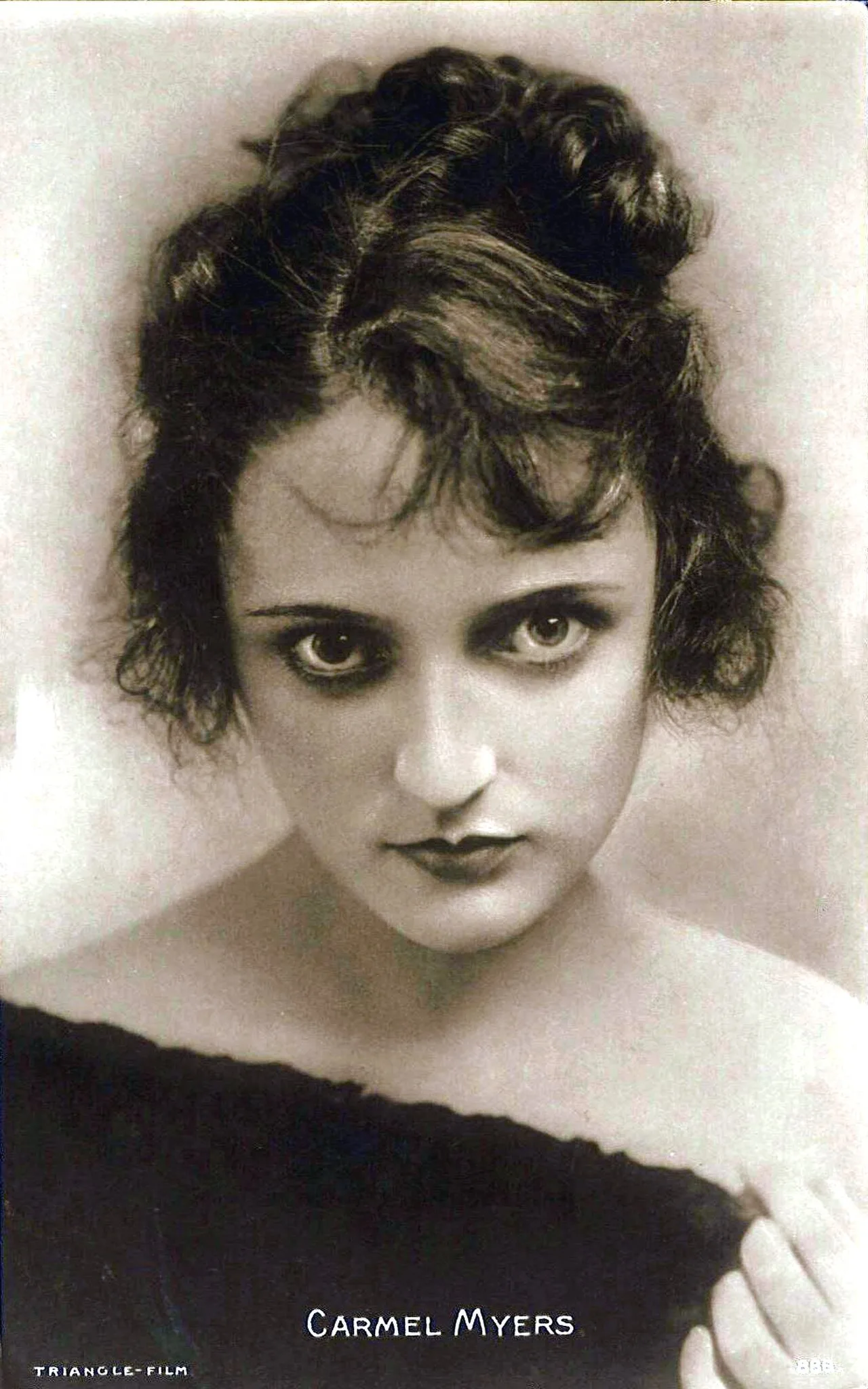 Portrait of Carmel Myers (1899–1980) – memorial page
