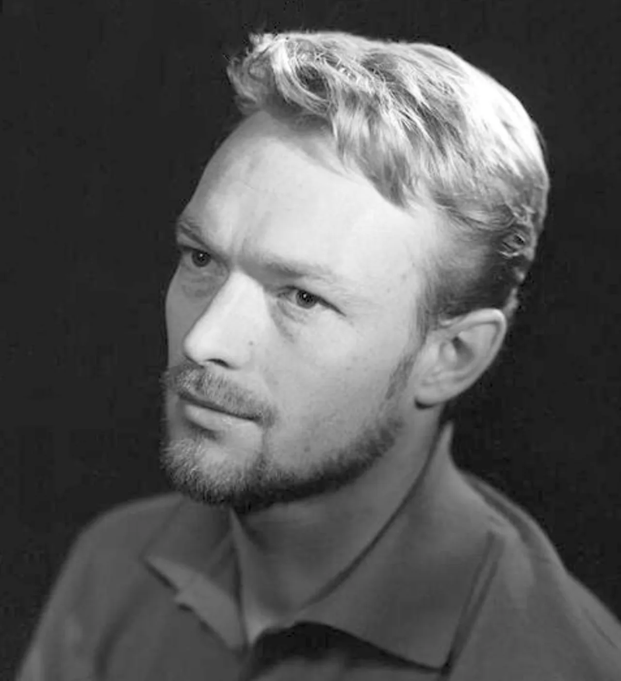 Portrait of Pierre Vaneck (1931–2010) – memorial page