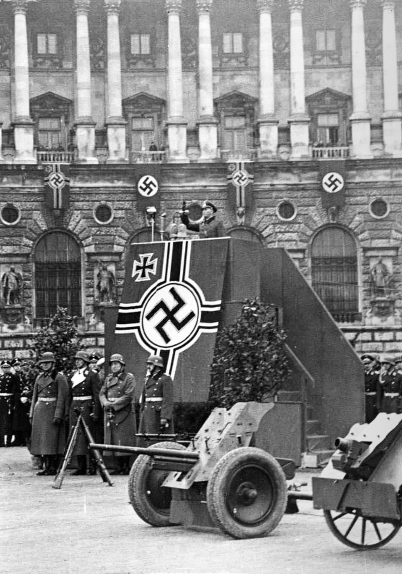 Porträt von Werner Kienitz (1885–1959) – Gedenkseite
