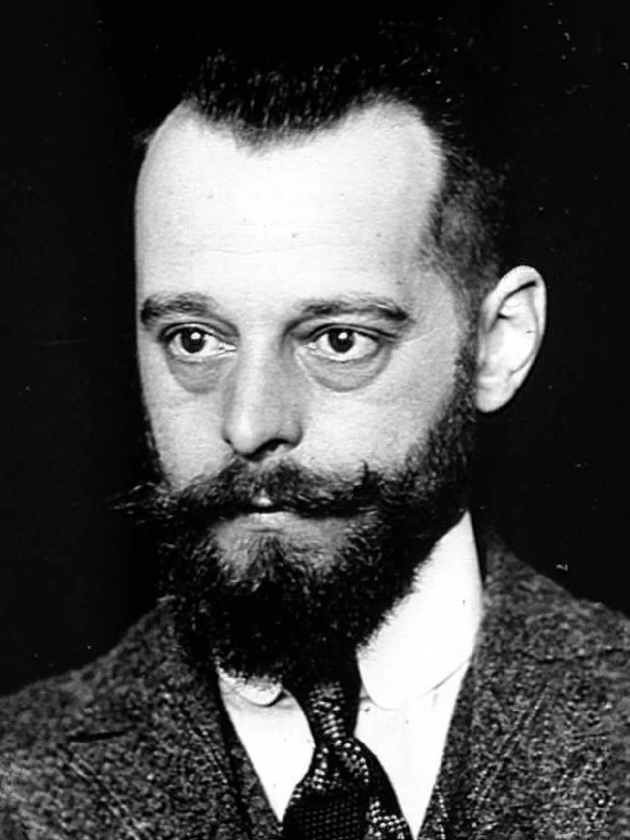 Portrait of Félix Hubert d’Hérelle (1873–1949) – memorial page