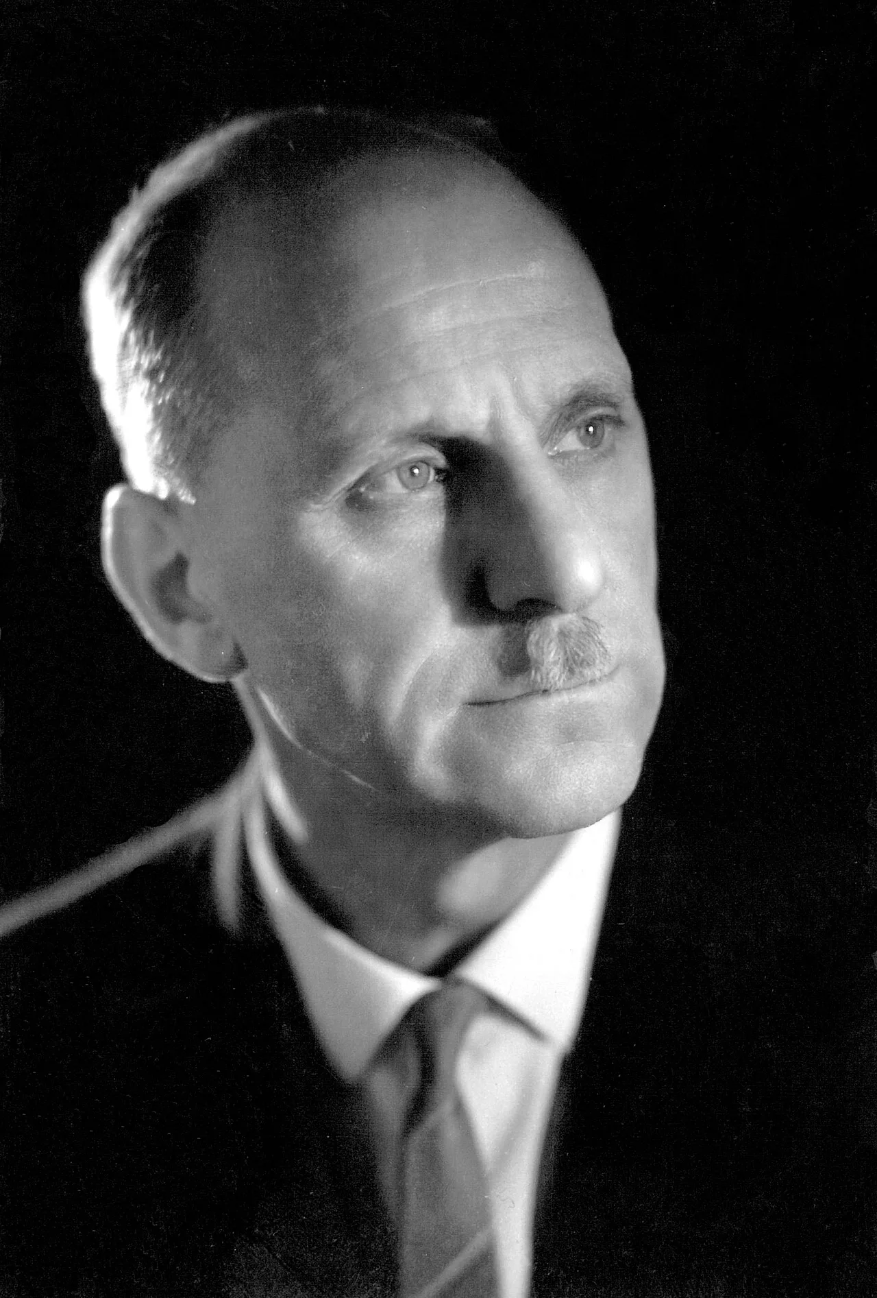 Porträt von Zbigniew Zakrzewski (1912–1992) – Gedenkseite