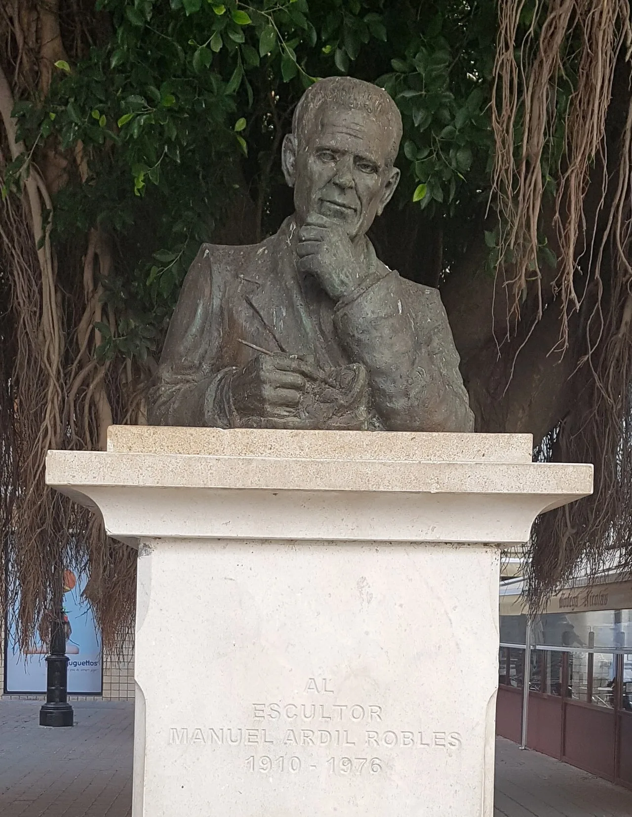 Porträt von Manuel Ardil Robles (1910–1976) – Gedenkseite