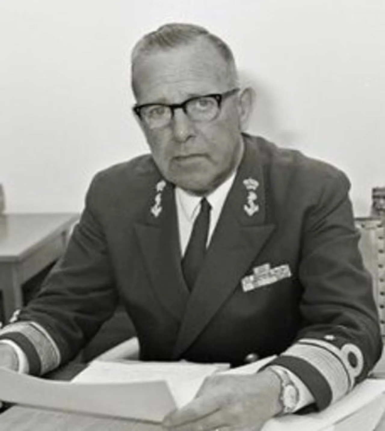 Portrait of Hugo van den Wall Bake (1913–1981) – memorial page