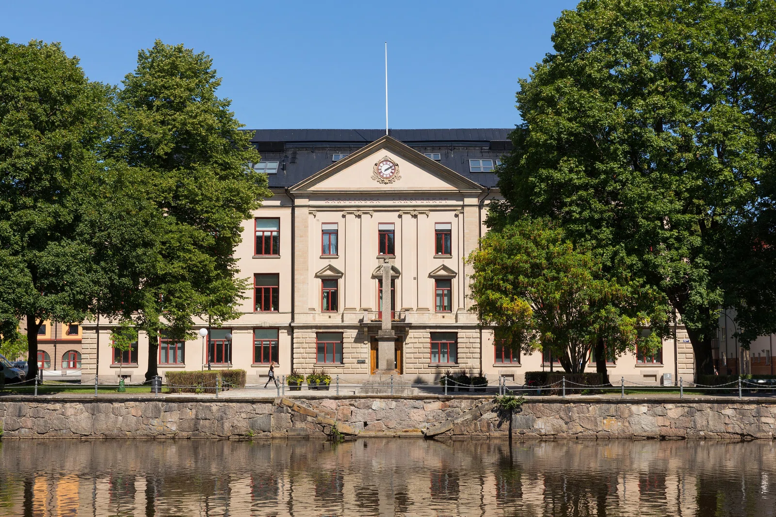 Karolinska läroverket