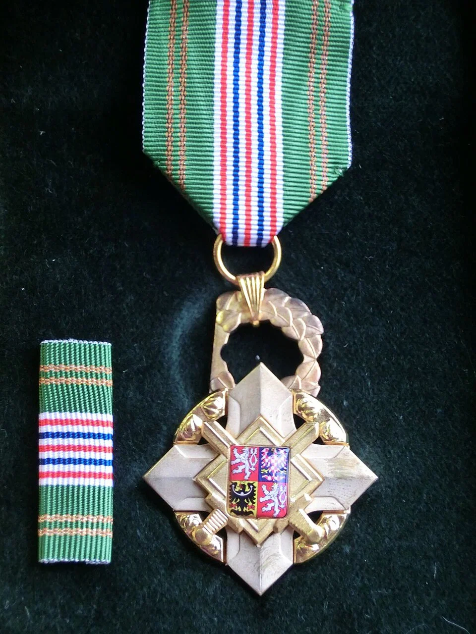 State Defence Cross of the Minister of Defence of the Czech Republic