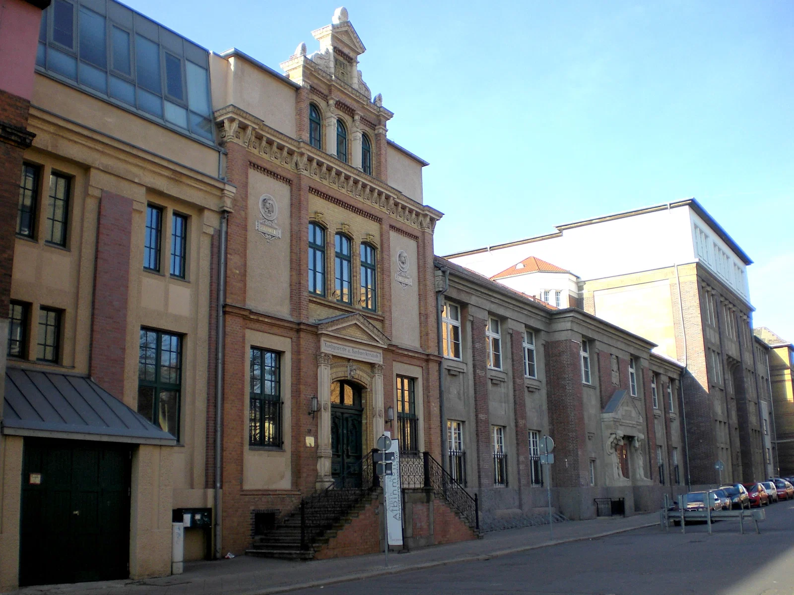 Kunstgewerbe- und Handwerkerschule Magdeburg