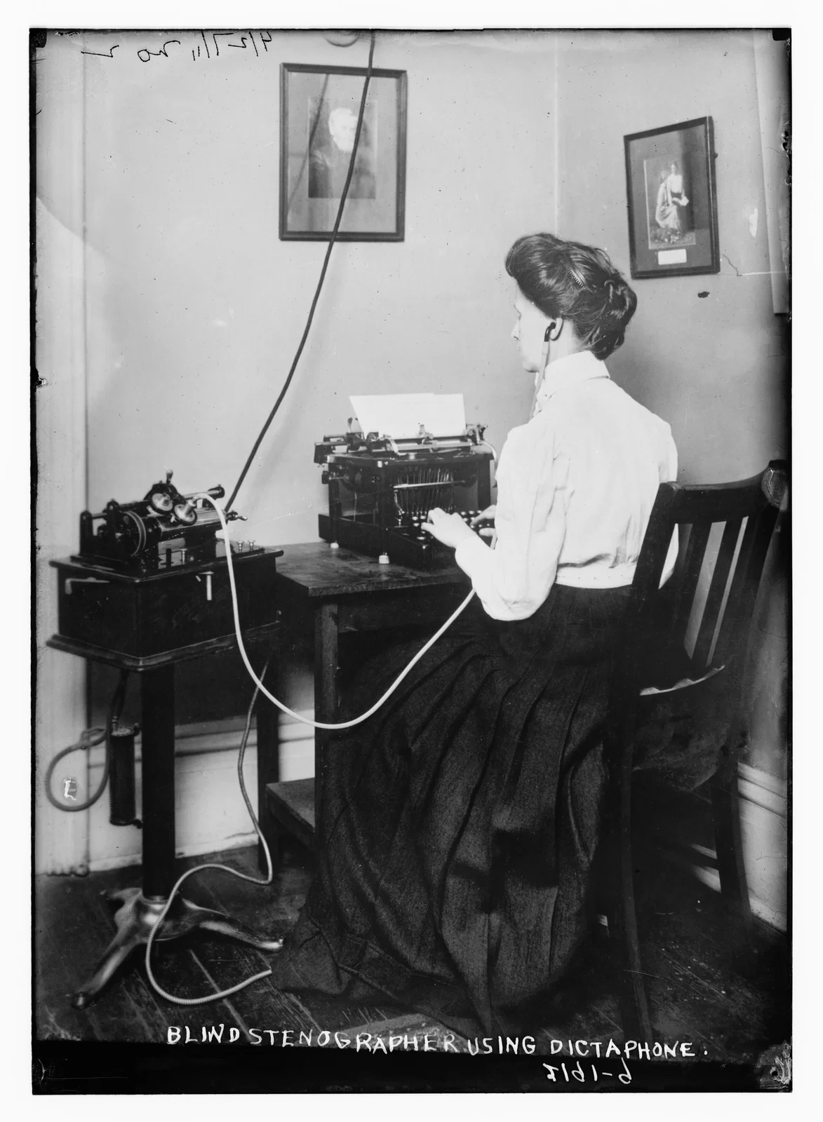 stenographer