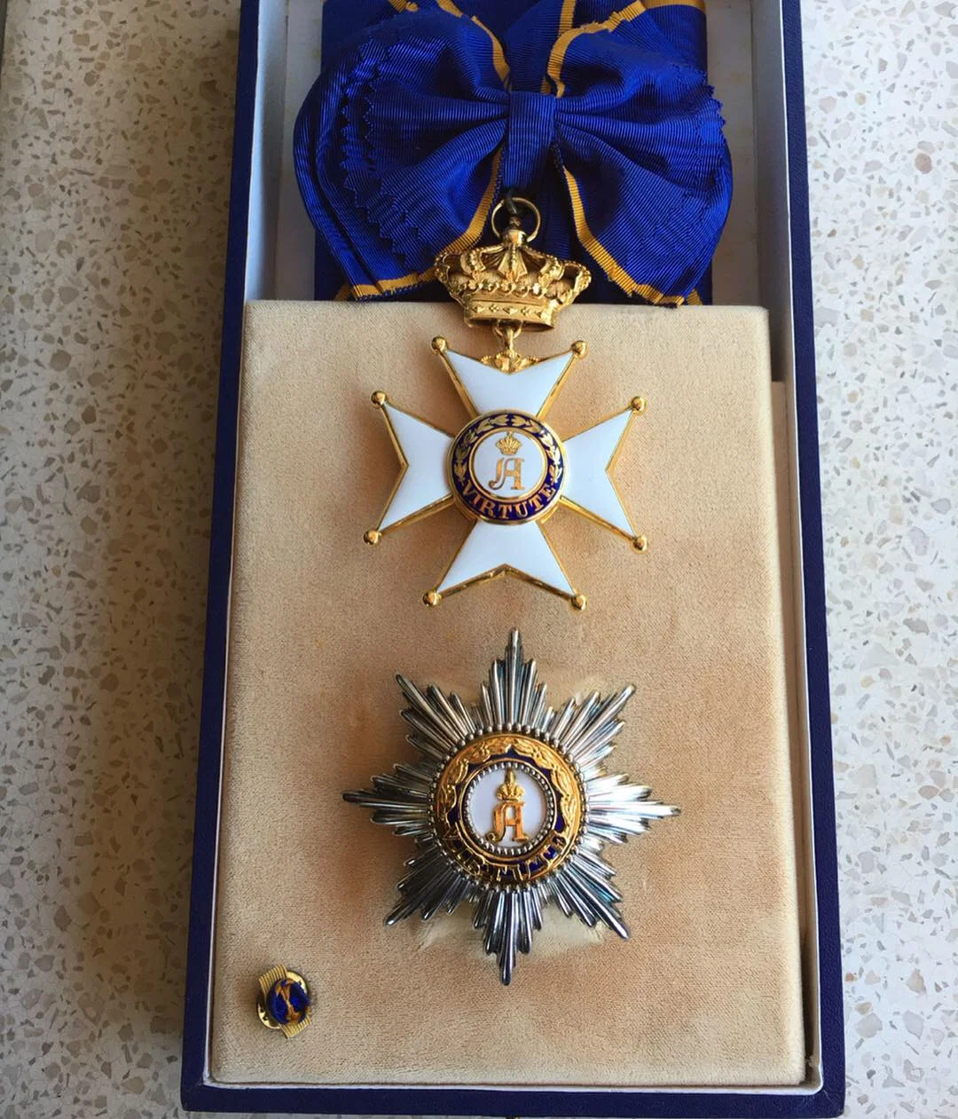 Großkreuz des Militär- und Zivildienst-Orden Adolphs von Nassau