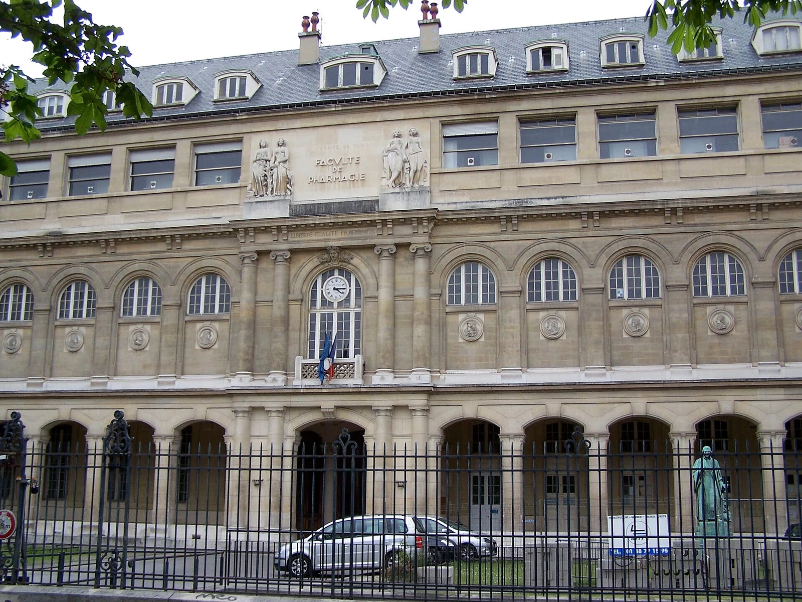 Faculté des sciences pharmaceutiques et biologiques