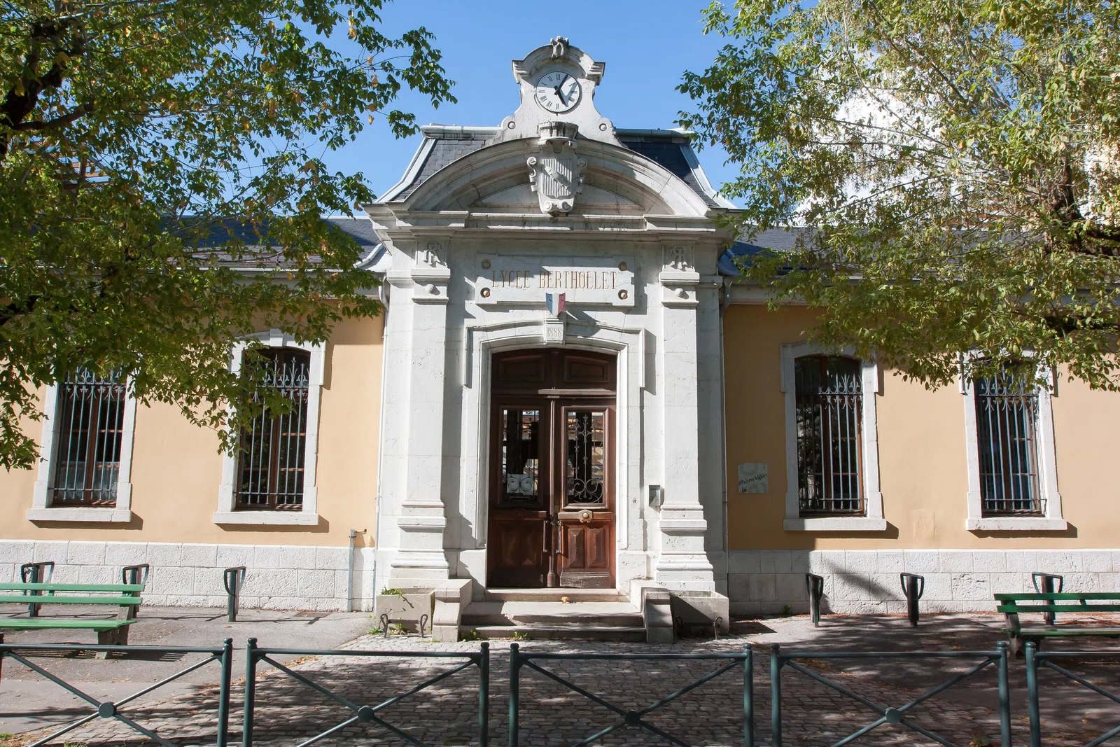 Berthollet Gymnasium