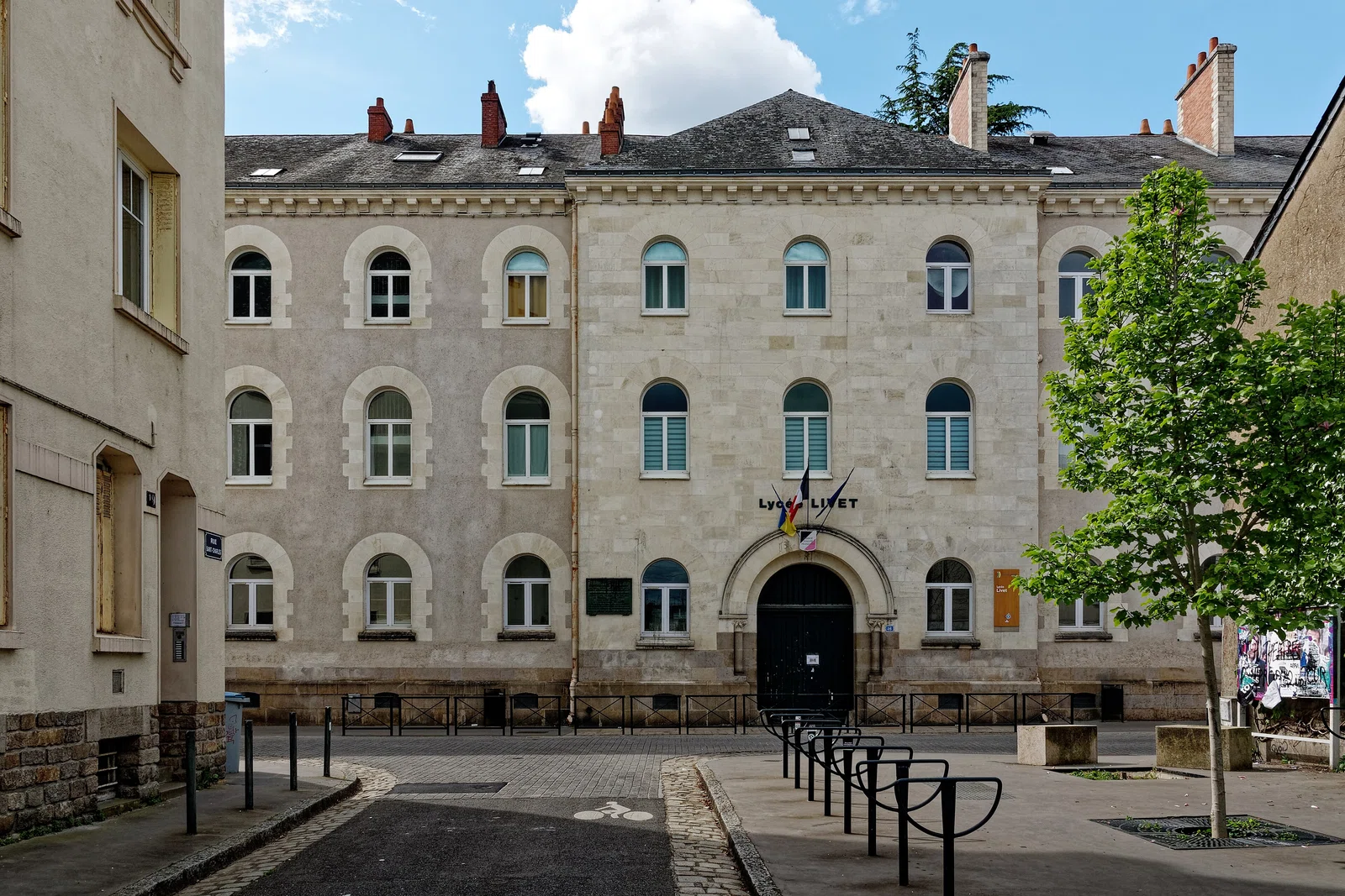 Lycée Eugène-Livet