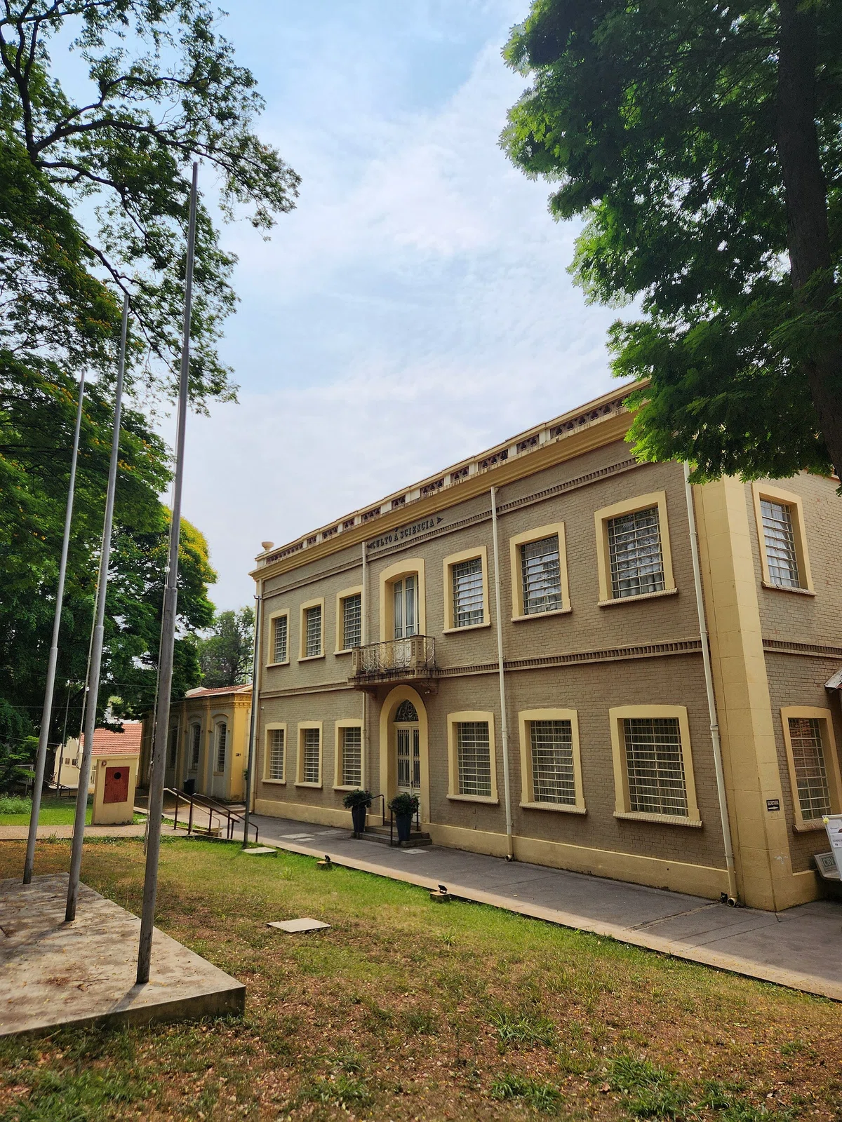 Colégio Culto à Ciência