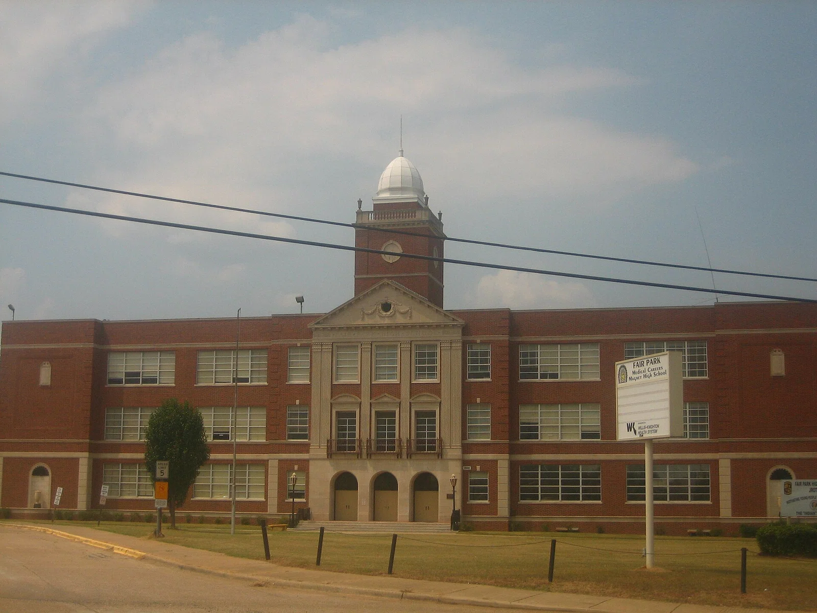 Fair Park Medical Careers Magnet High School