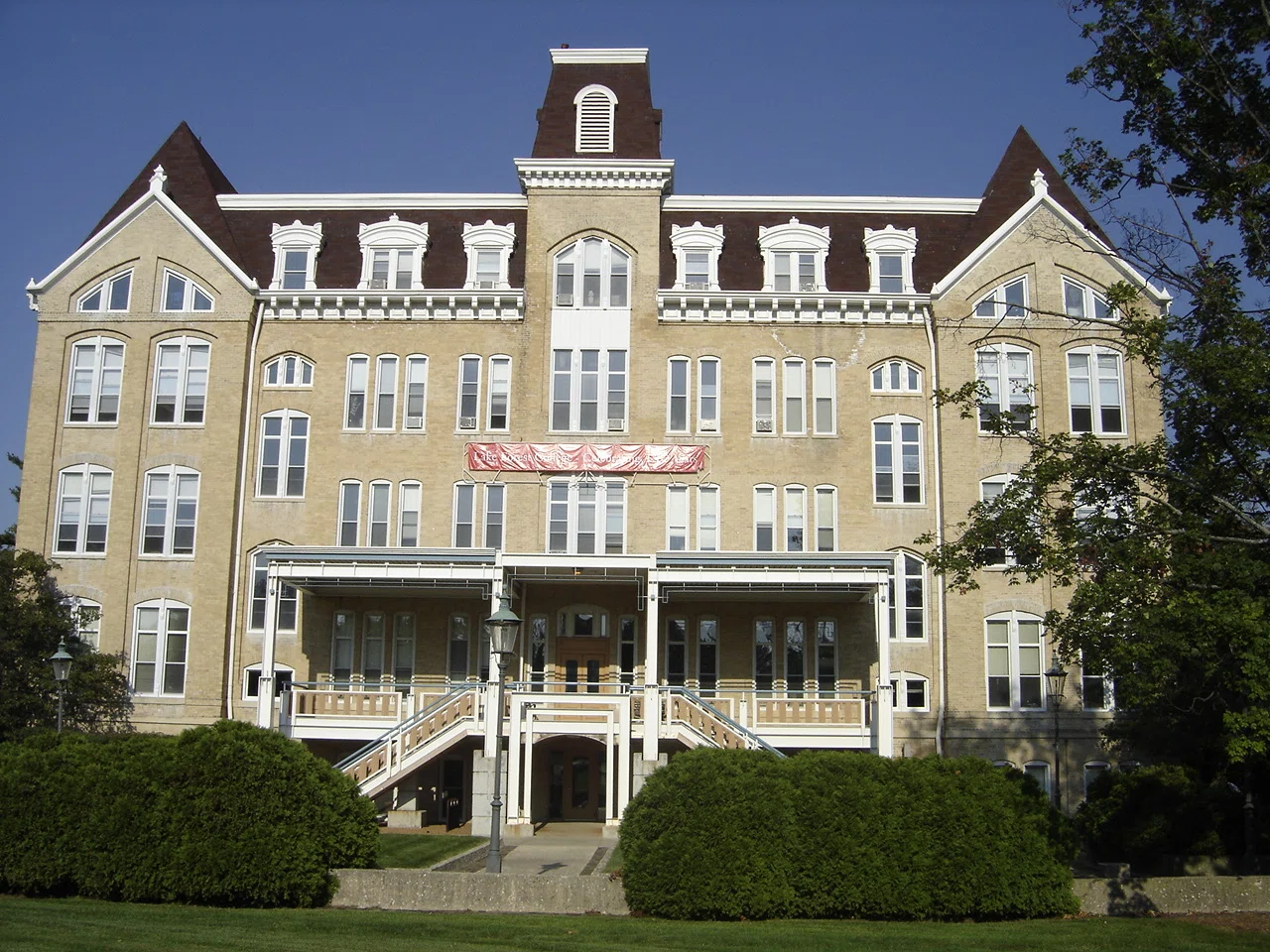 Lake Forest College