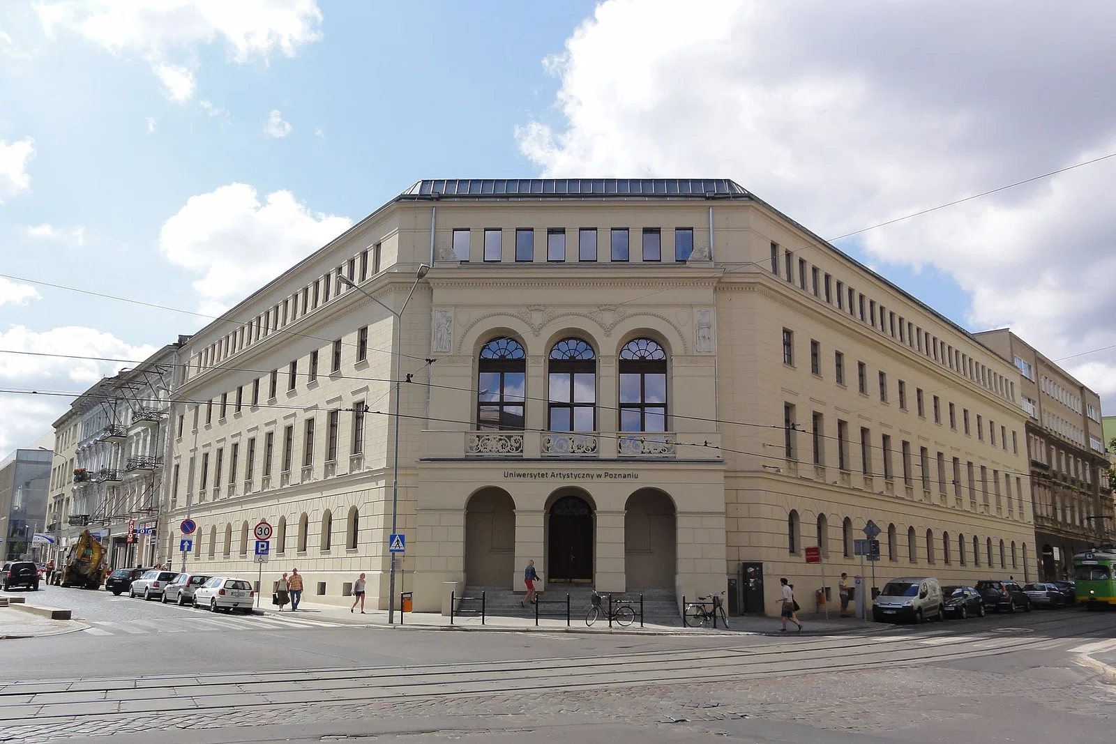 Magdalena Abakanowicz University of the Arts Poznań