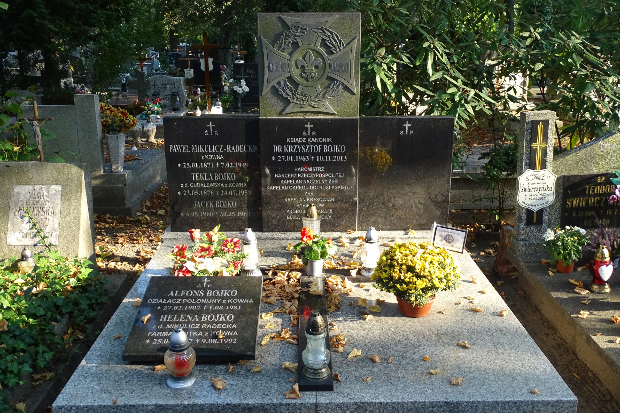 Holy Family Cemetery