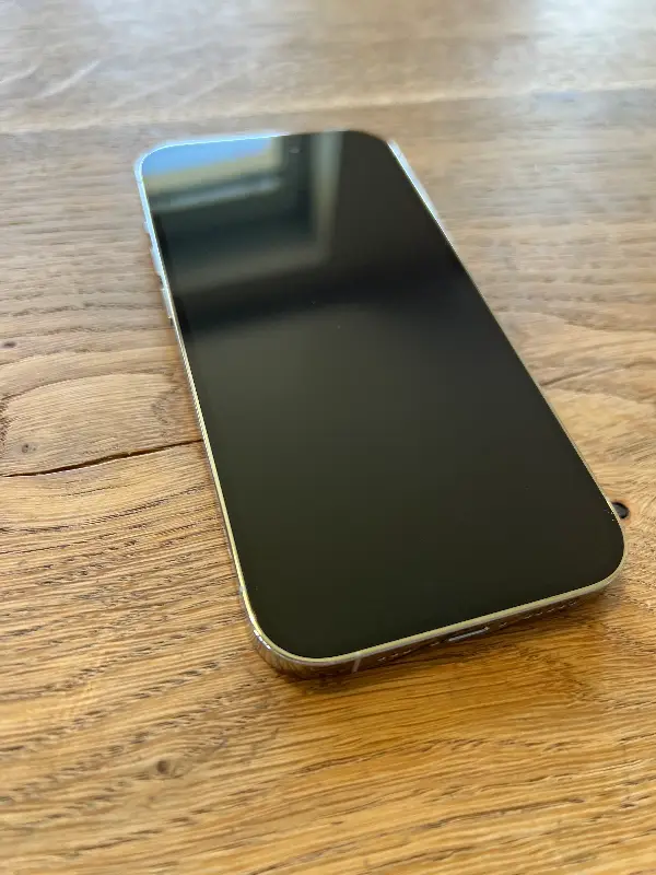 iPhone 14 Pro 256GB Bílá