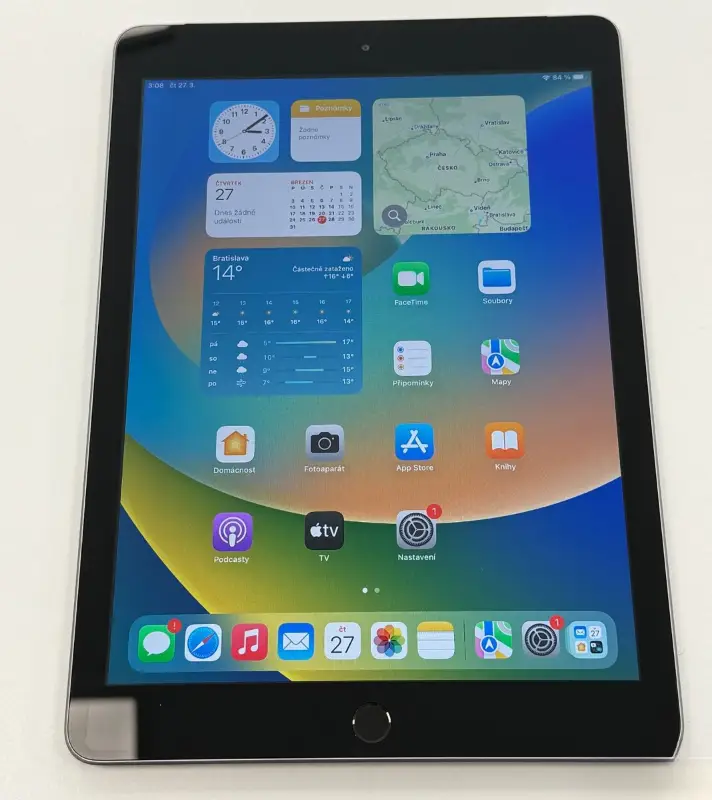 iPad 5 128GB Vesmírně šedá