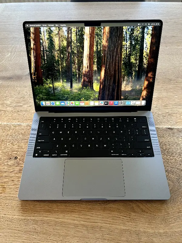 MacBook Pro M1 Pro/Max 2021 (14 palců Model A2442) 512GB Vesmírně šedá