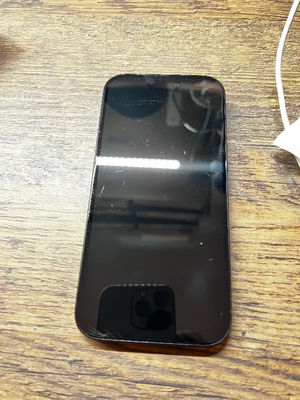 iPhone 15 128GB Černá