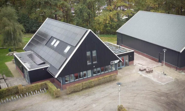 Luchtfoto MFA - Lokale energie en verduurzaming voor MFA Albergen en IJsclub Albergen