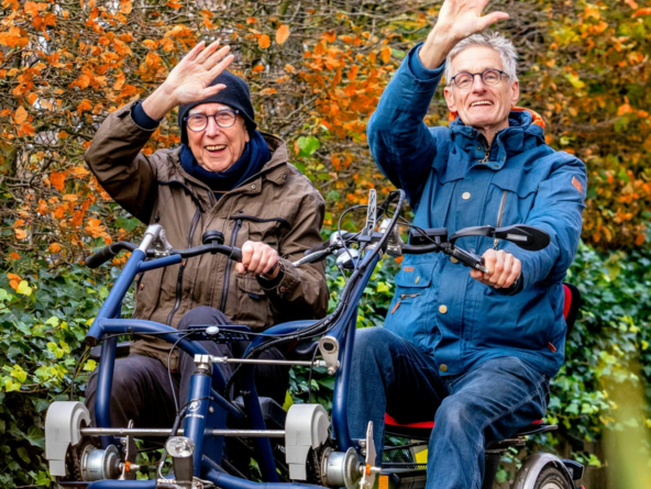 Vrienden van Estinea draagt bij aan de aanschaf van duofietsen